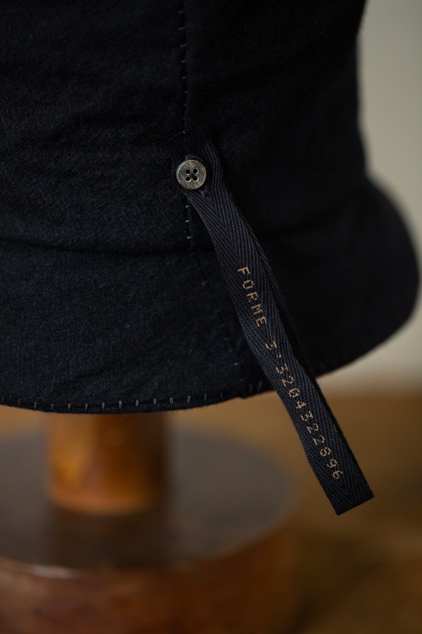 Black skewed derby 3.0