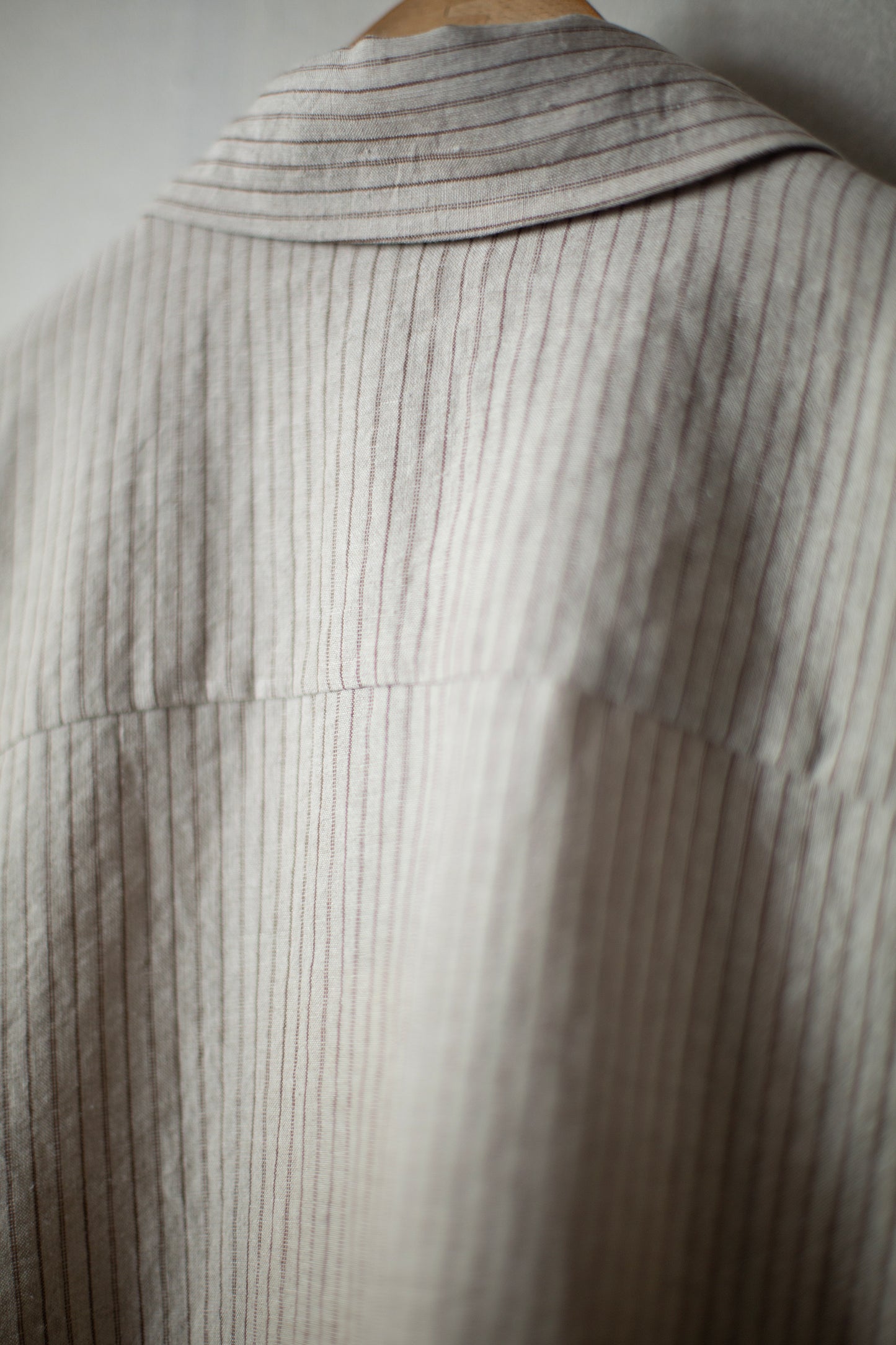 Big Shirt II in natural brown yarn dyed linen/cotton stripe