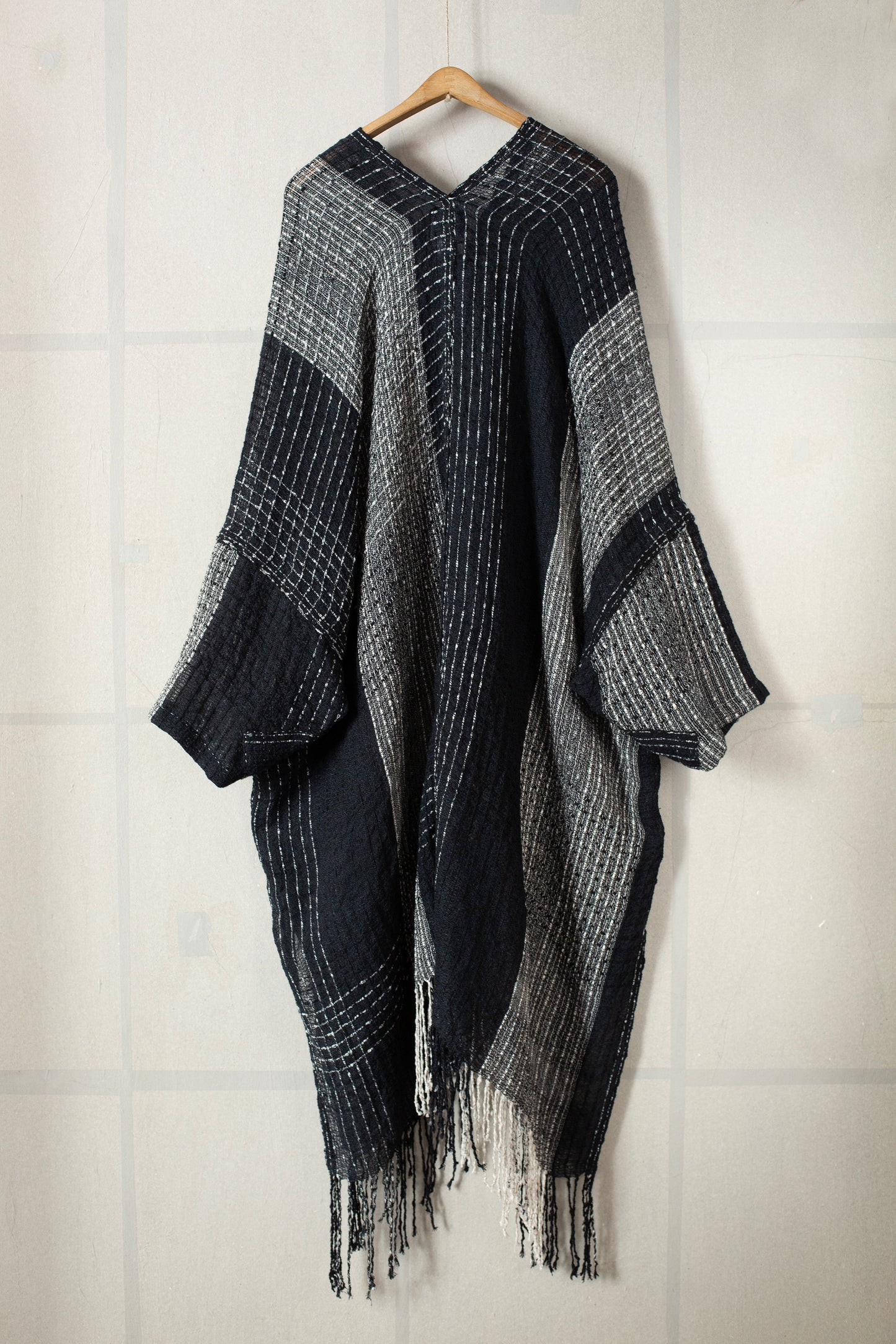 TUNIC#41 - HANDWOVEN BLACK AND WHITE