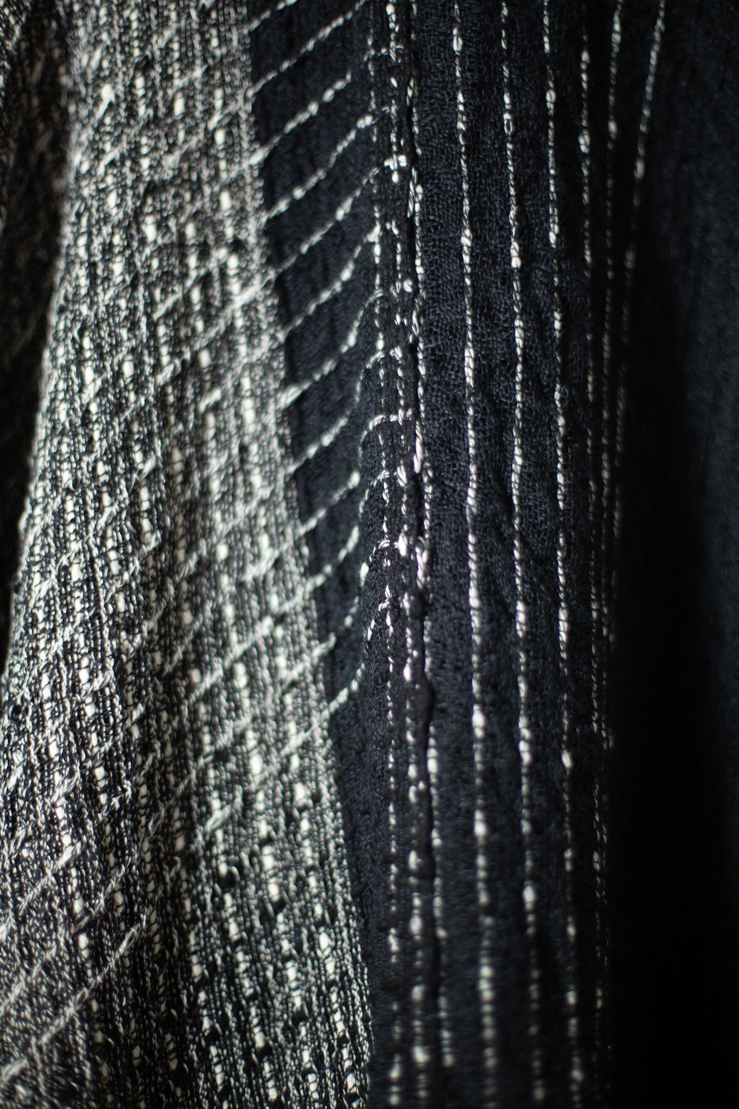 TUNIC#41 - HANDWOVEN BLACK AND WHITE