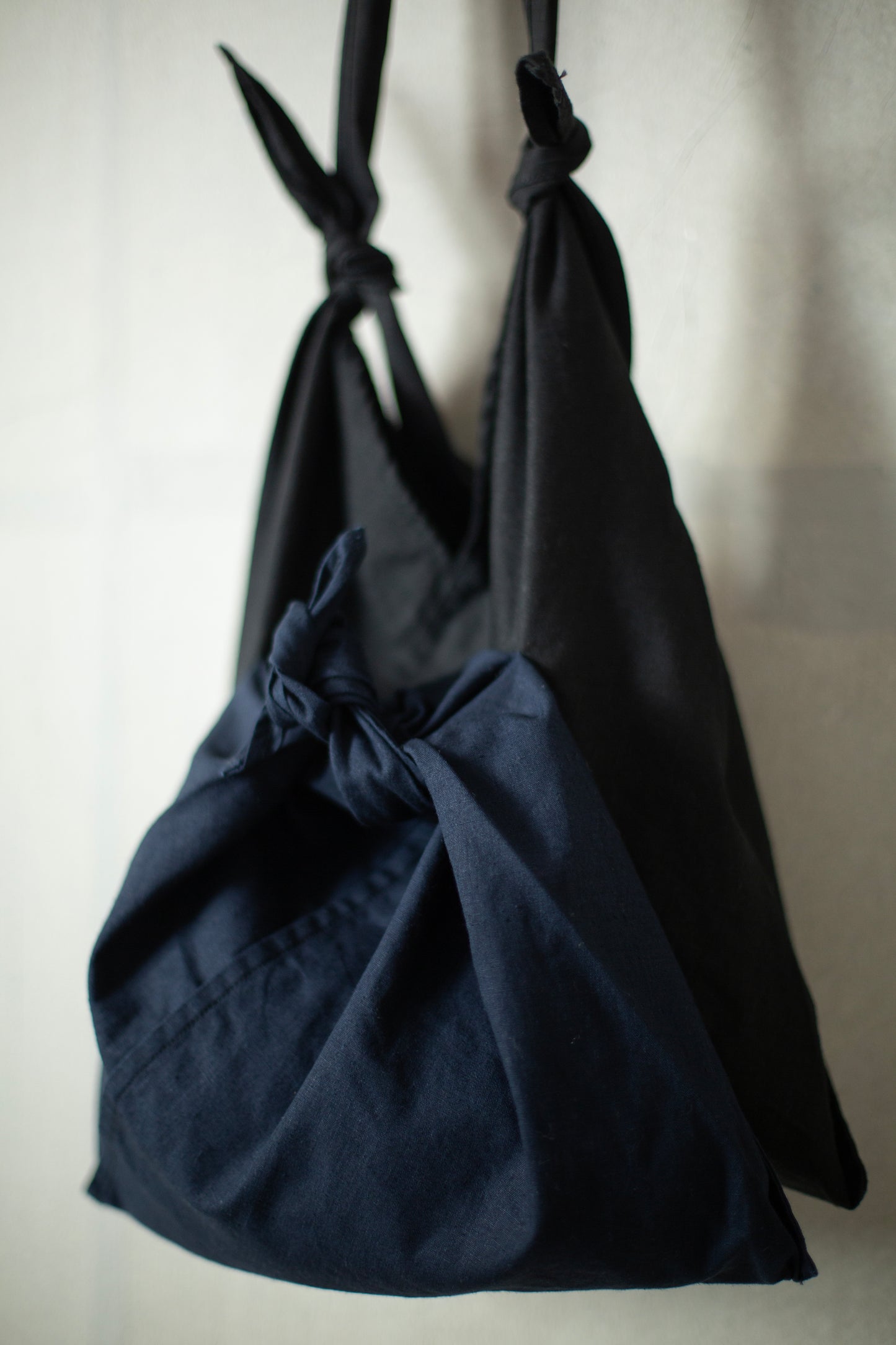 Azuma bag in navy & black hemp cotton weather