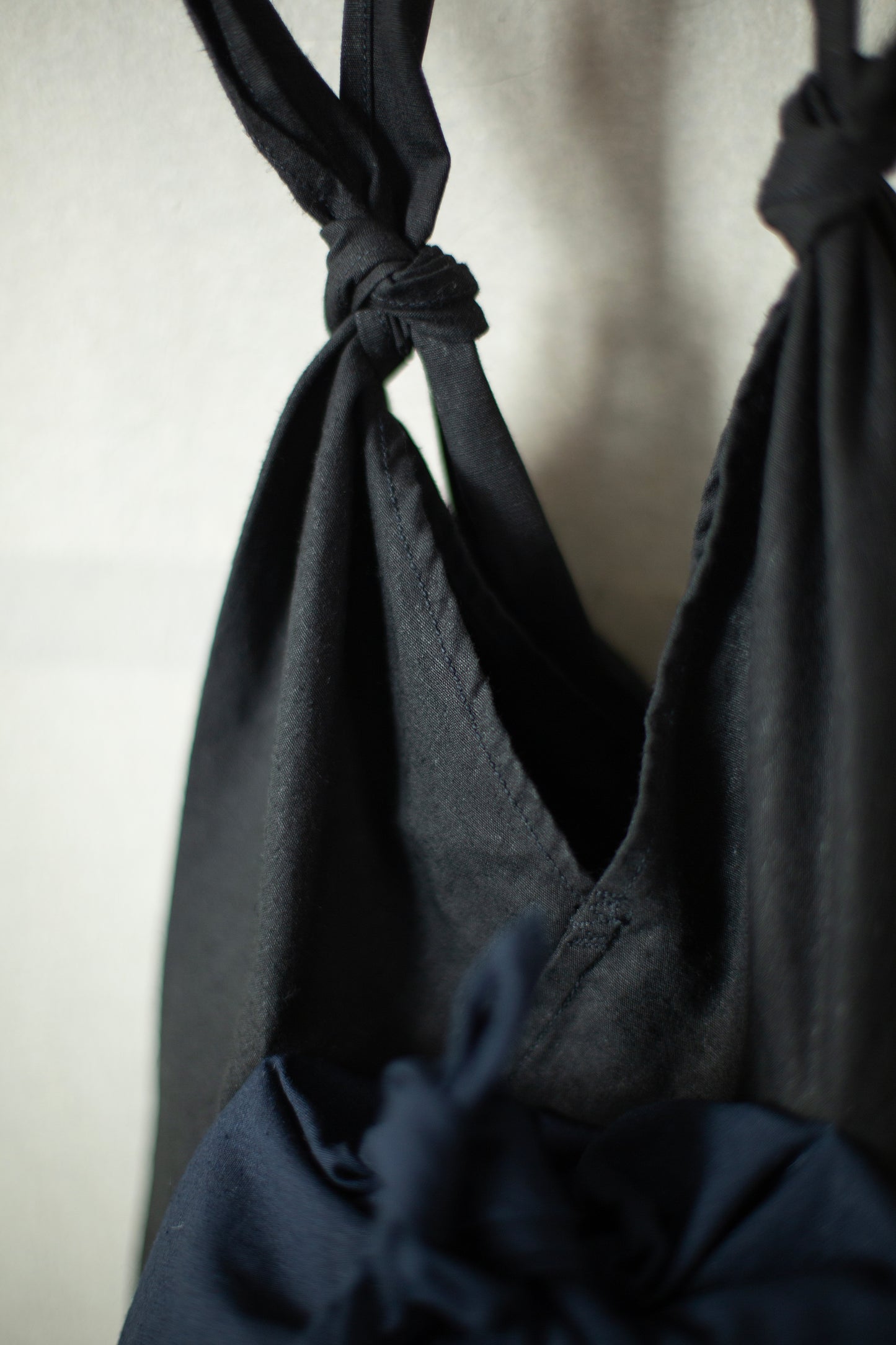 Azuma bag in navy & black hemp cotton weather