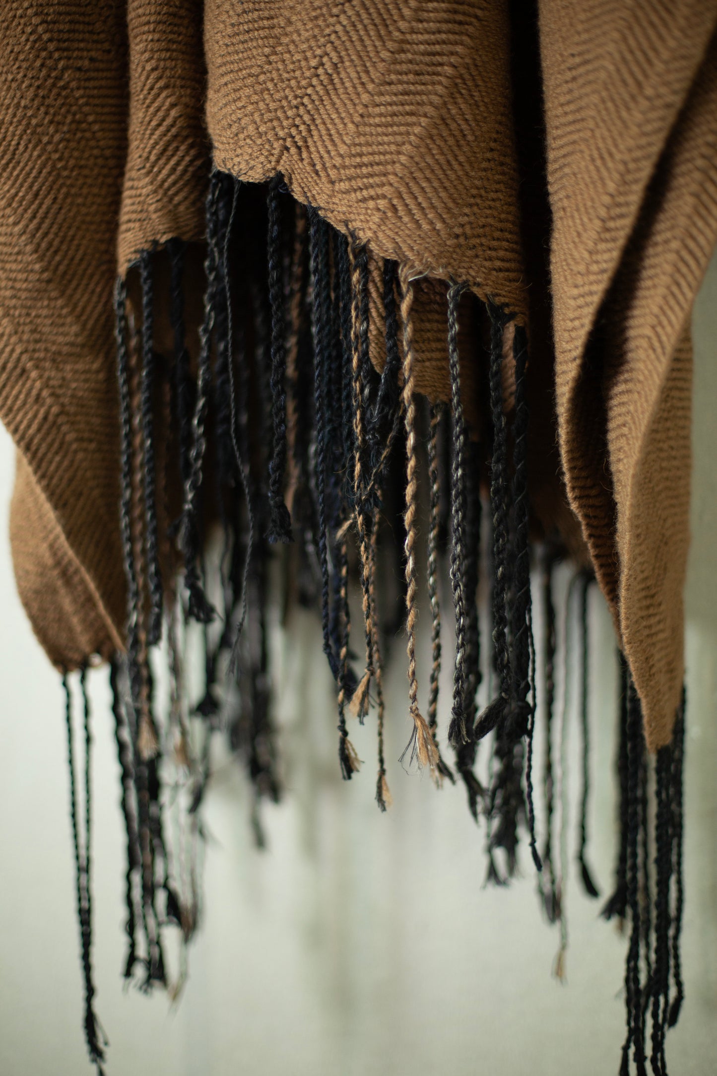 PONCHO#1 - HANDWOVEN CAMEL
