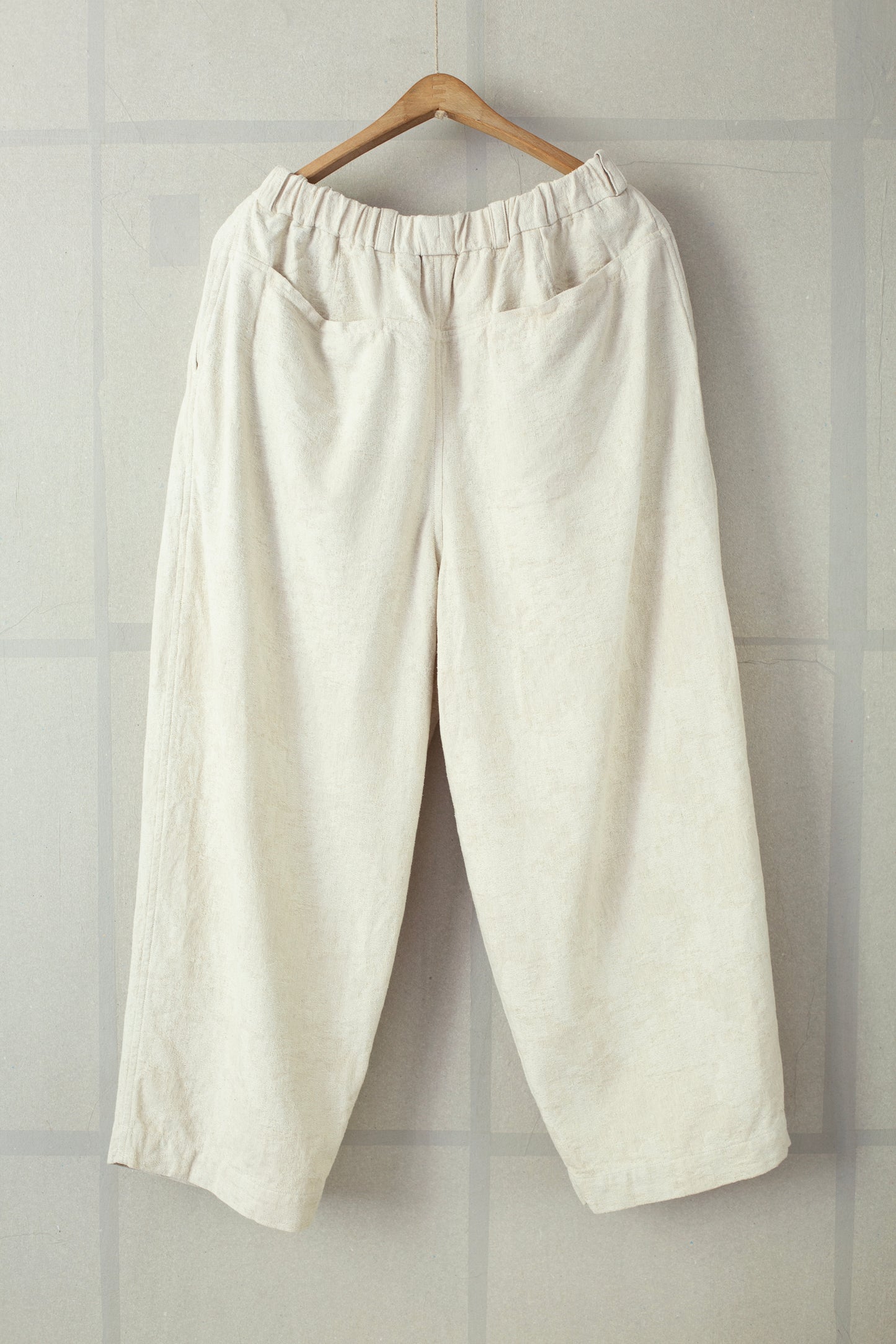 loose pants in natural white silk cotton linen jacquard