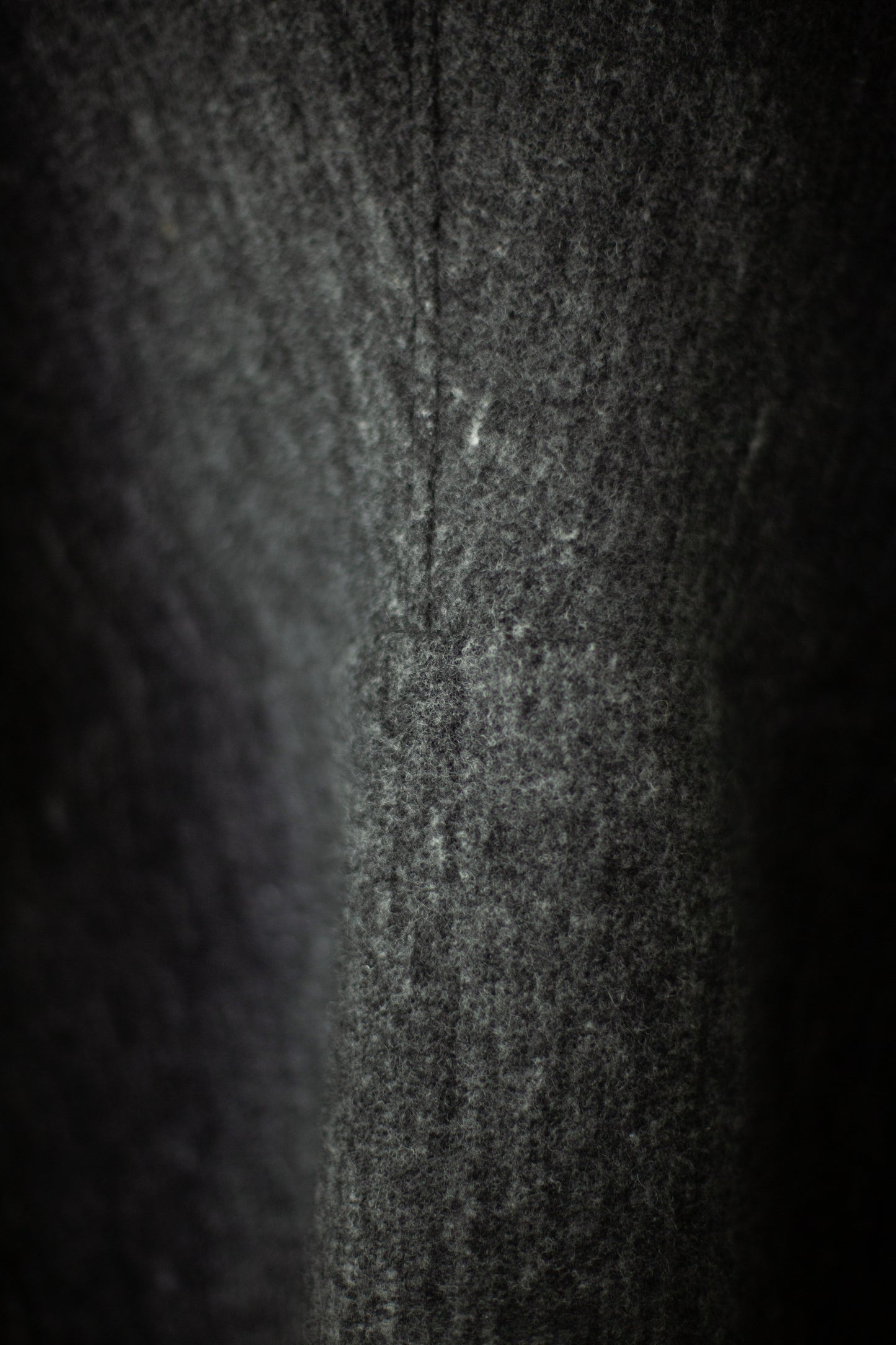 Hooded short coat in dark heather hemp wool and flax