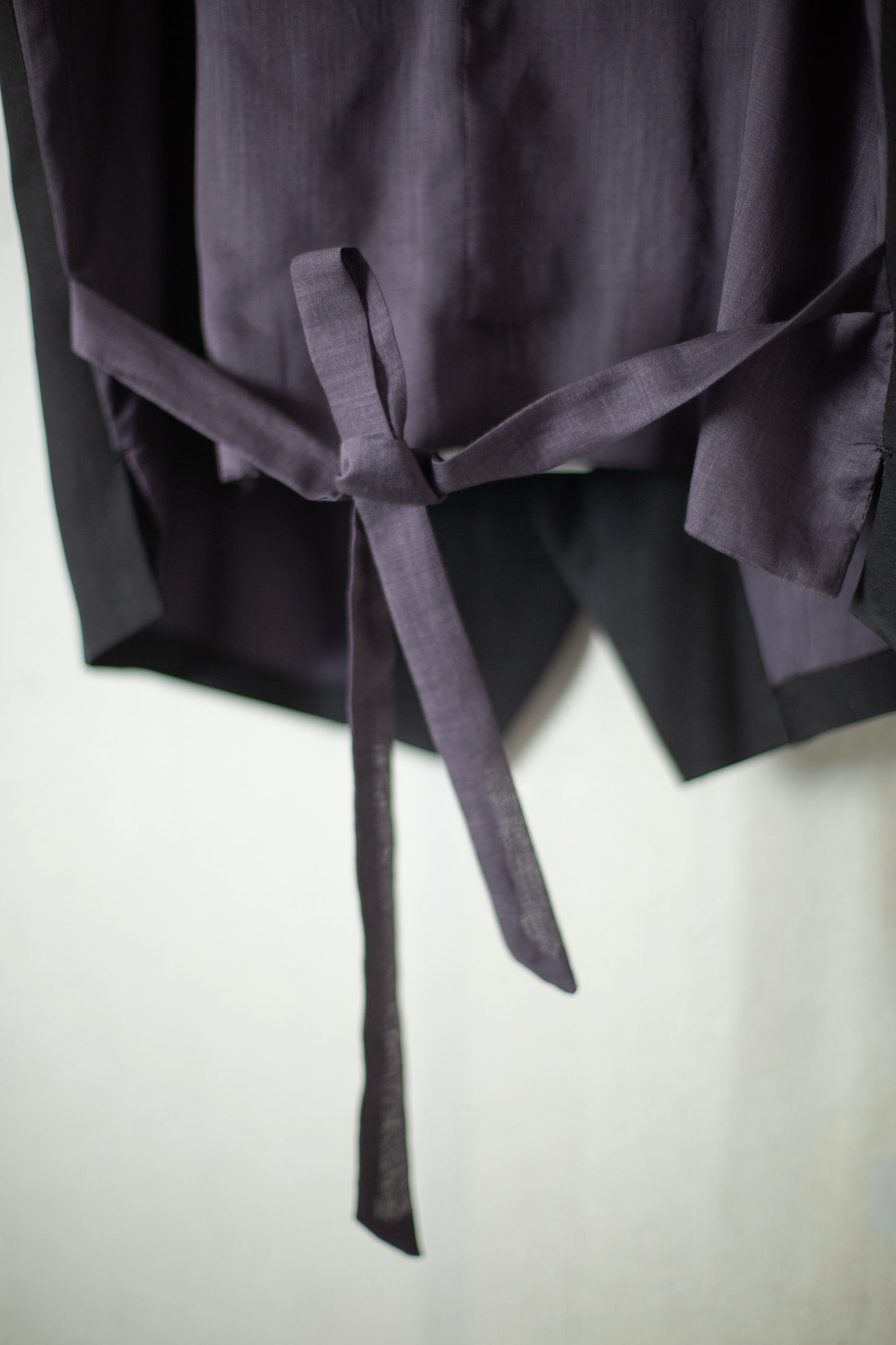 AUBERGINE SIWA VEST