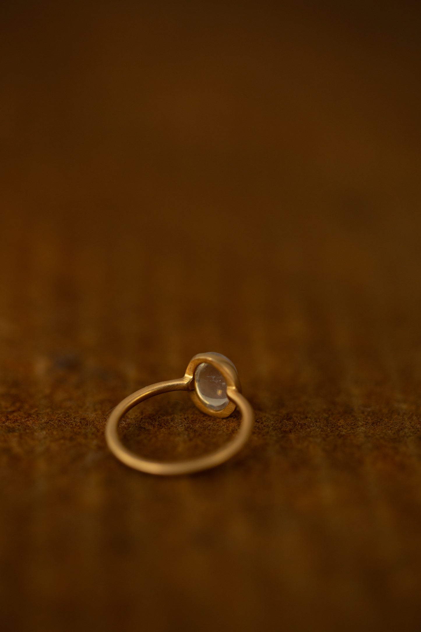 rainbow moonstone ring #12 (1.5mm)