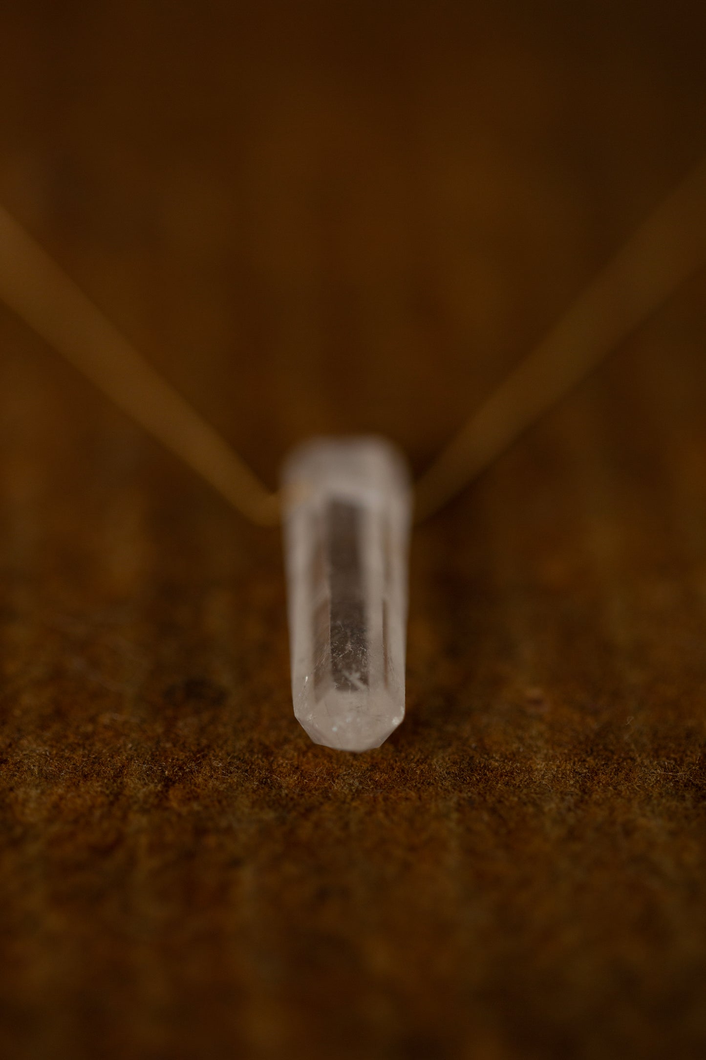 Crystal pendant necklace