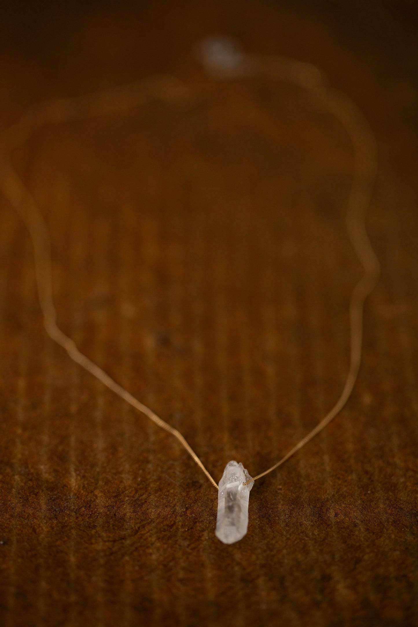 Crystal pendant necklace