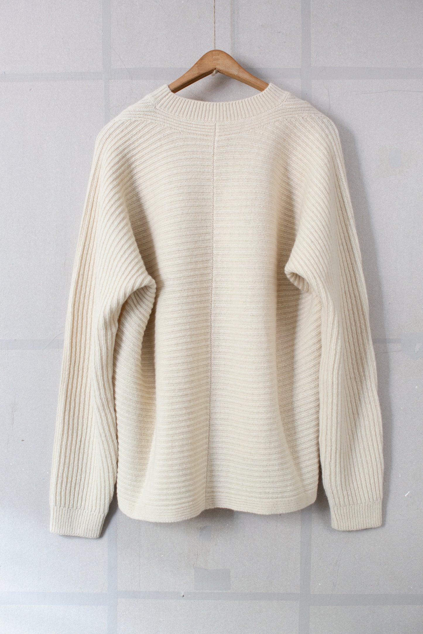 KNIT#73 - SARTUUL WOOL NATURAL WHITE