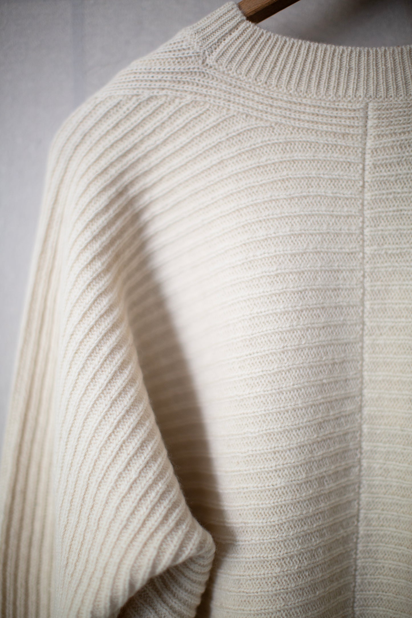 KNIT#73 - SARTUUL WOOL NATURAL WHITE