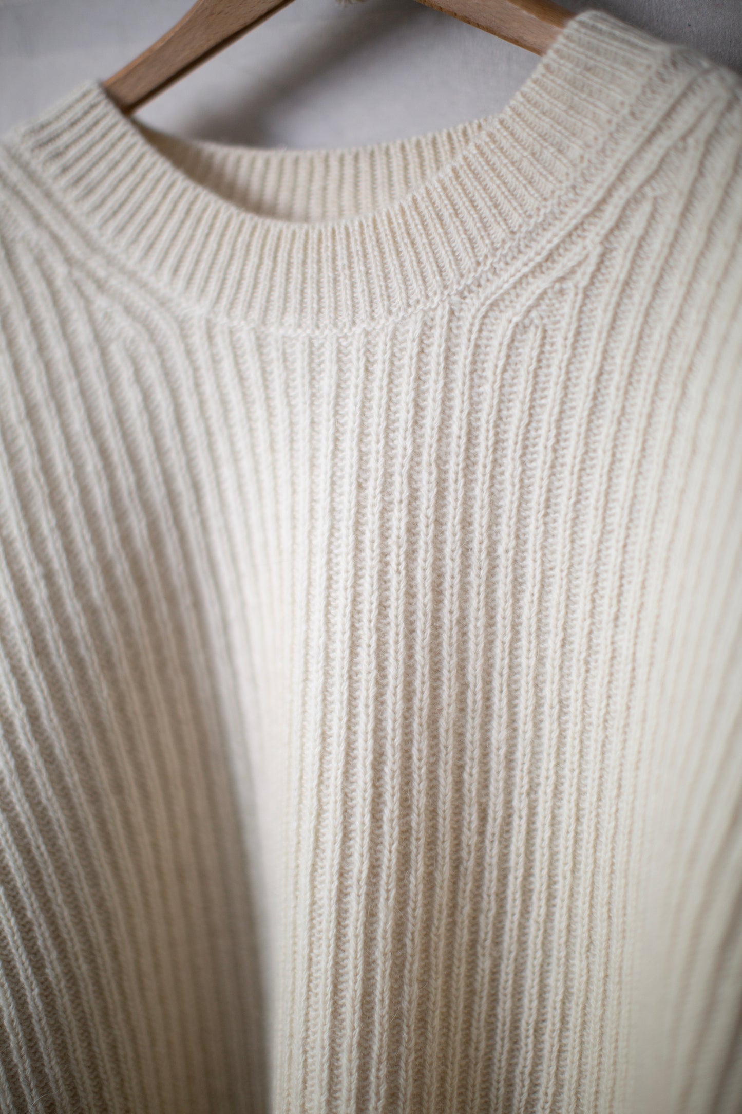 KNIT#73 - SARTUUL WOOL NATURAL WHITE