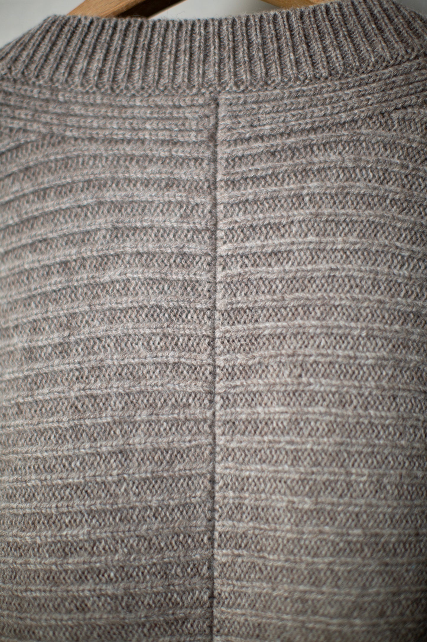 KNIT#73 - SARTUUL WOOL NATURAL GREY