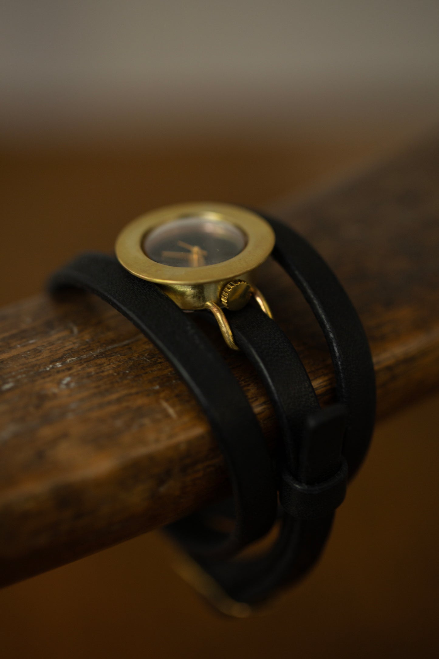 Black/brass tripple wrist wrap 'PETAL' watch