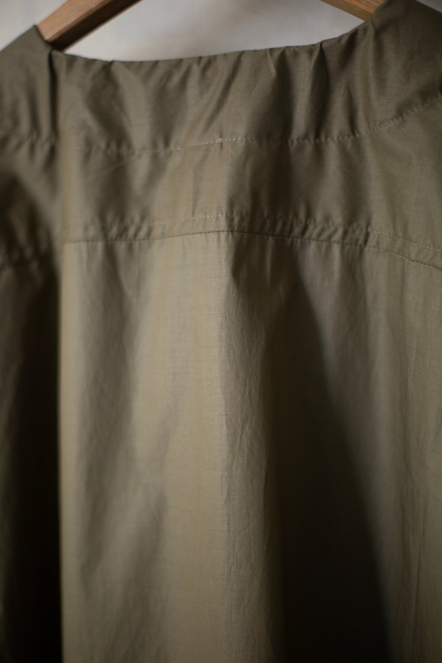 khaki coated typewriter woven tee