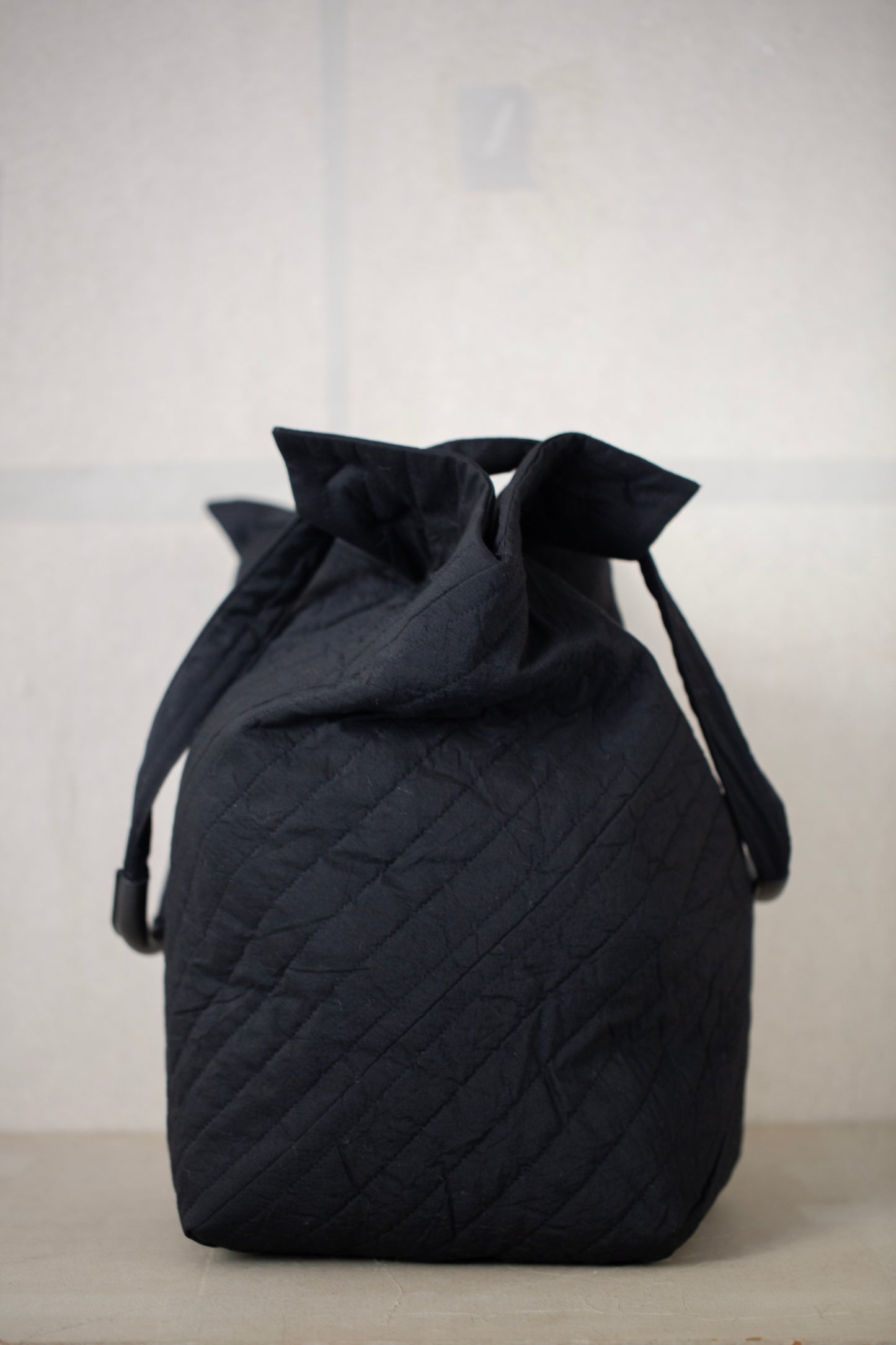 BAG#42 - WOOL SILK CLOTH PADDED DEEP BLACK