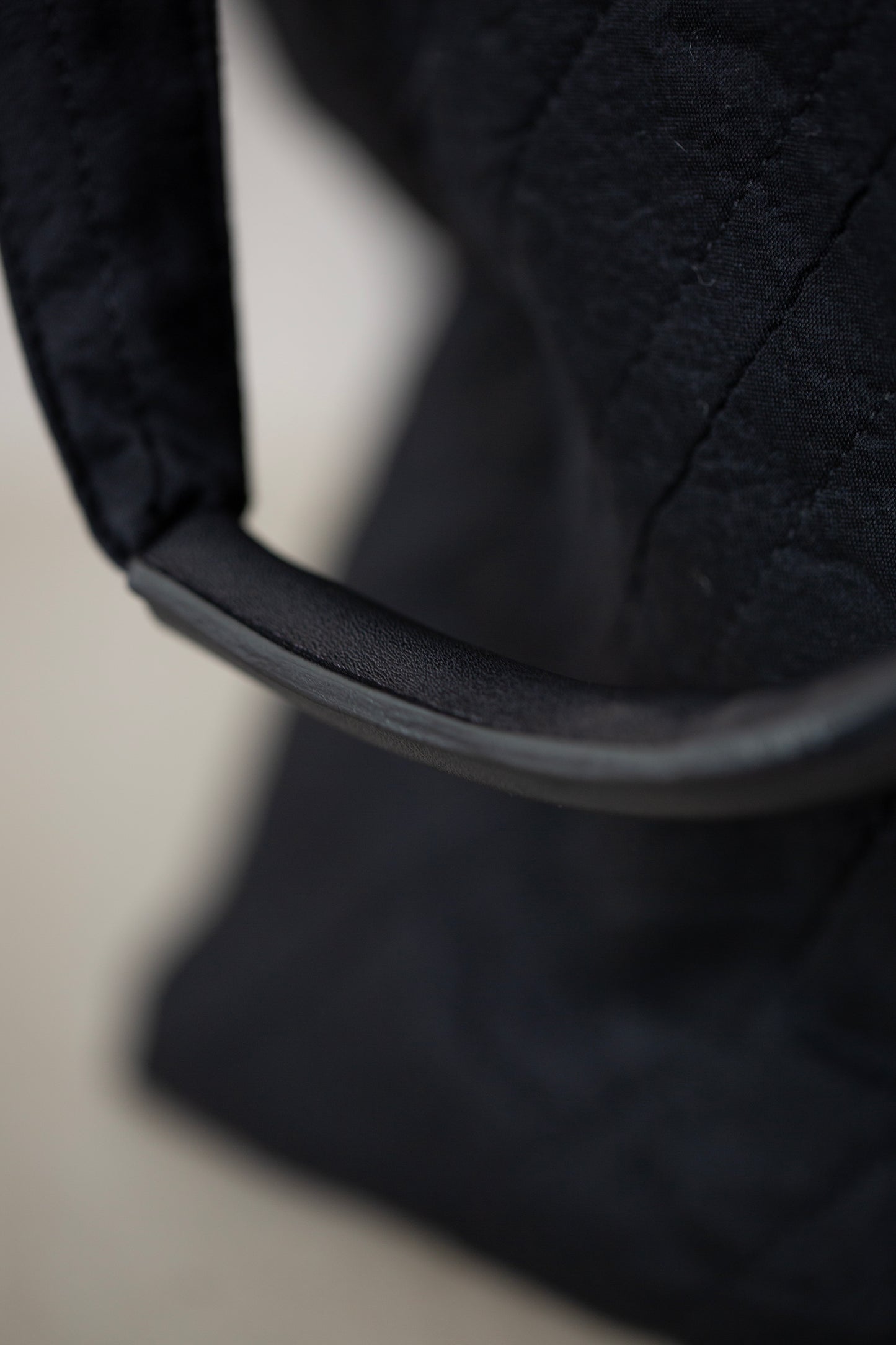BAG#42 - WOOL SILK CLOTH PADDED DEEP BLACK