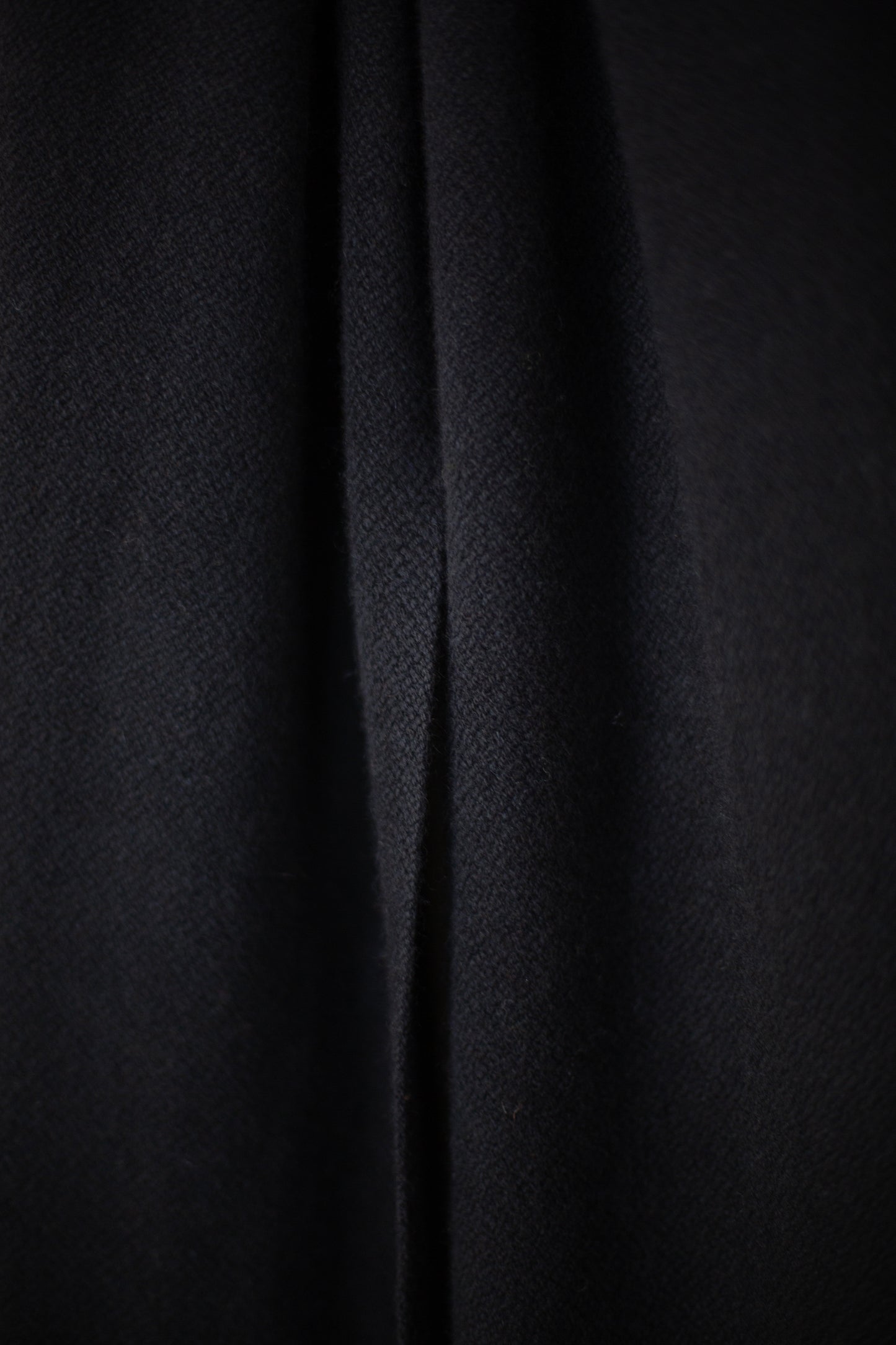 Nomad Black Classic skinny scarf