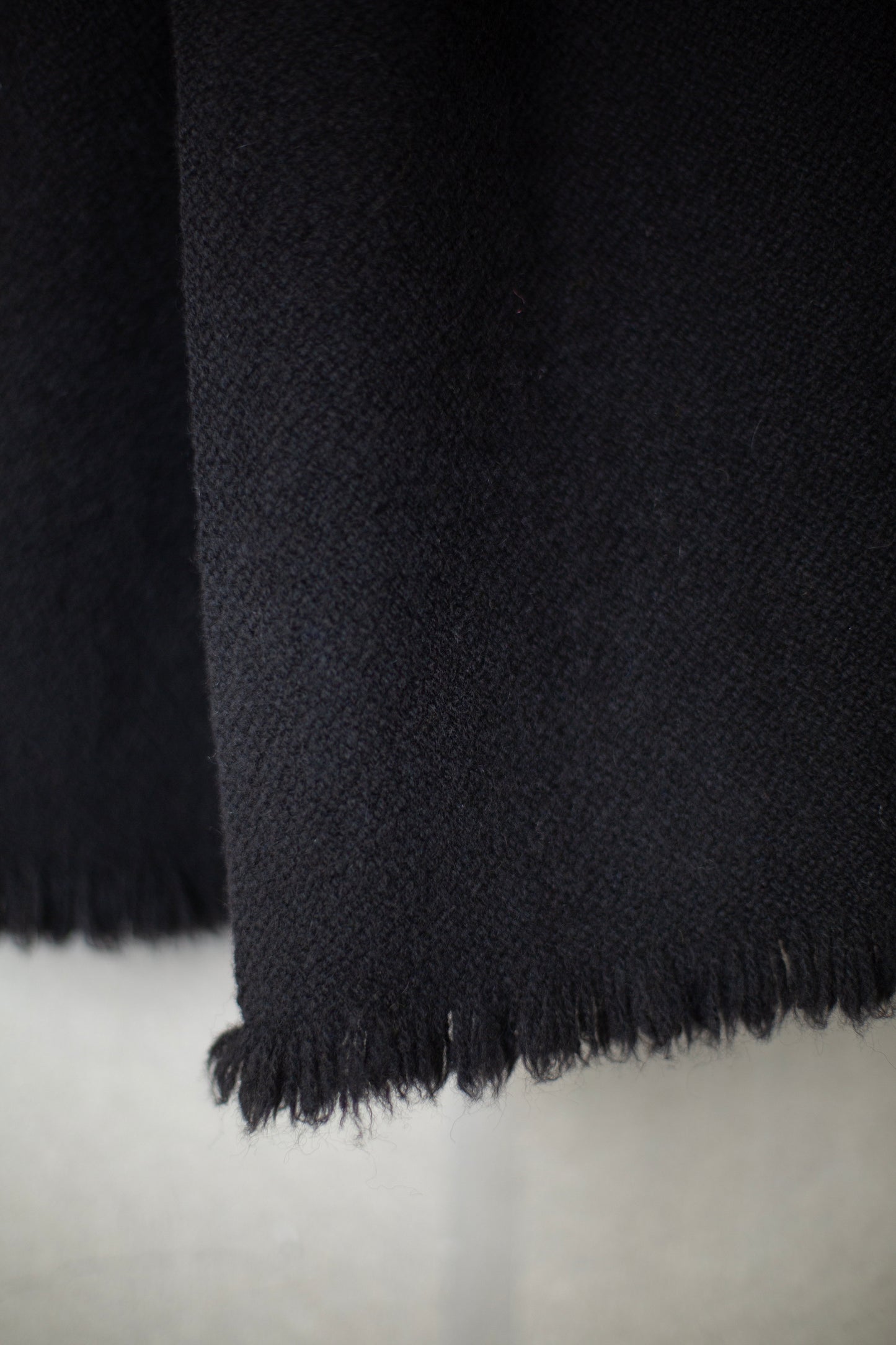 Nomad Black Classic skinny scarf