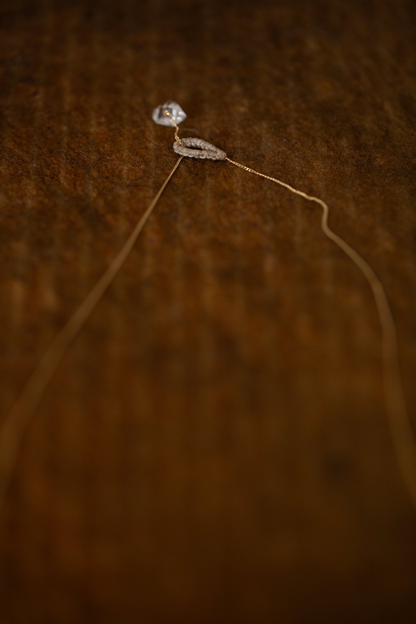 Crystal pendant necklace