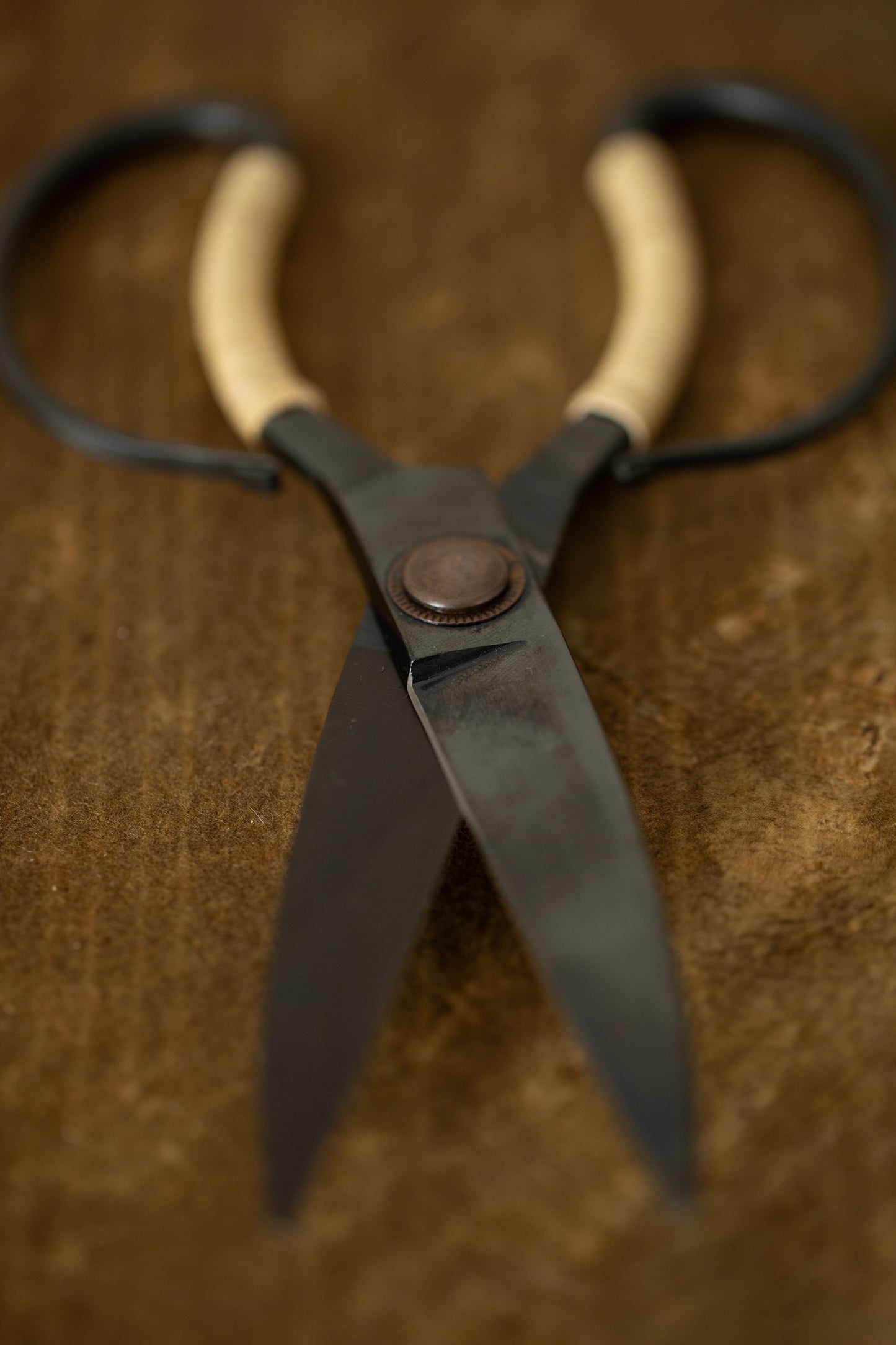 Takejisaku Ibushi garden shears with rattan