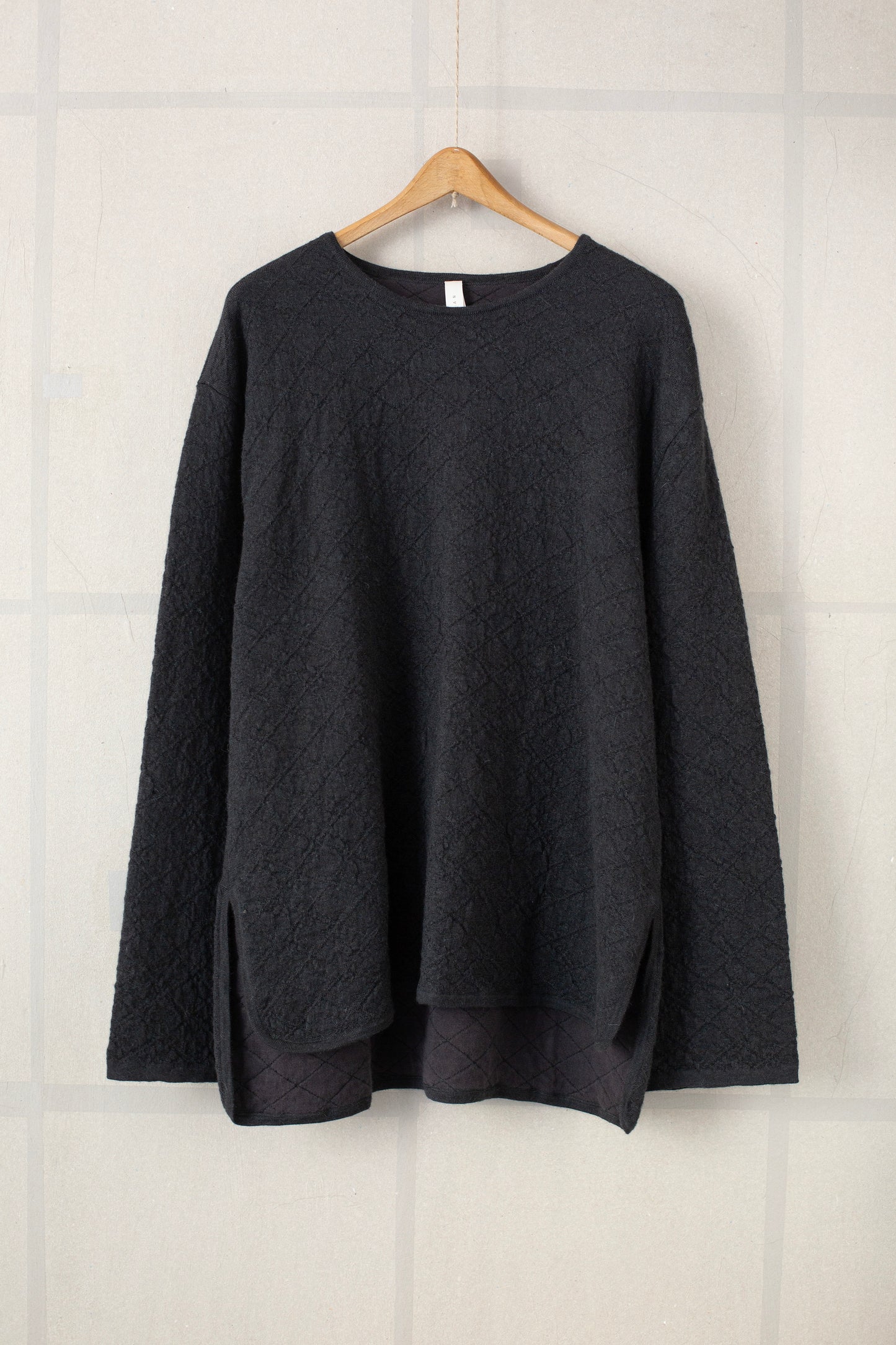 Ink diamond quilt pullover