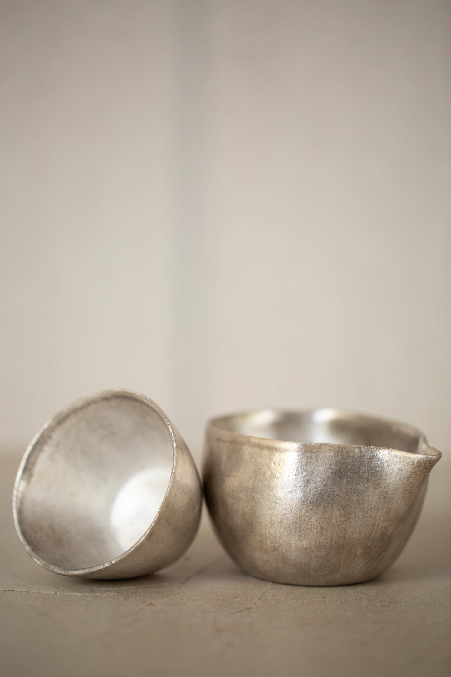 Set of silver glaze pourer + sake cup