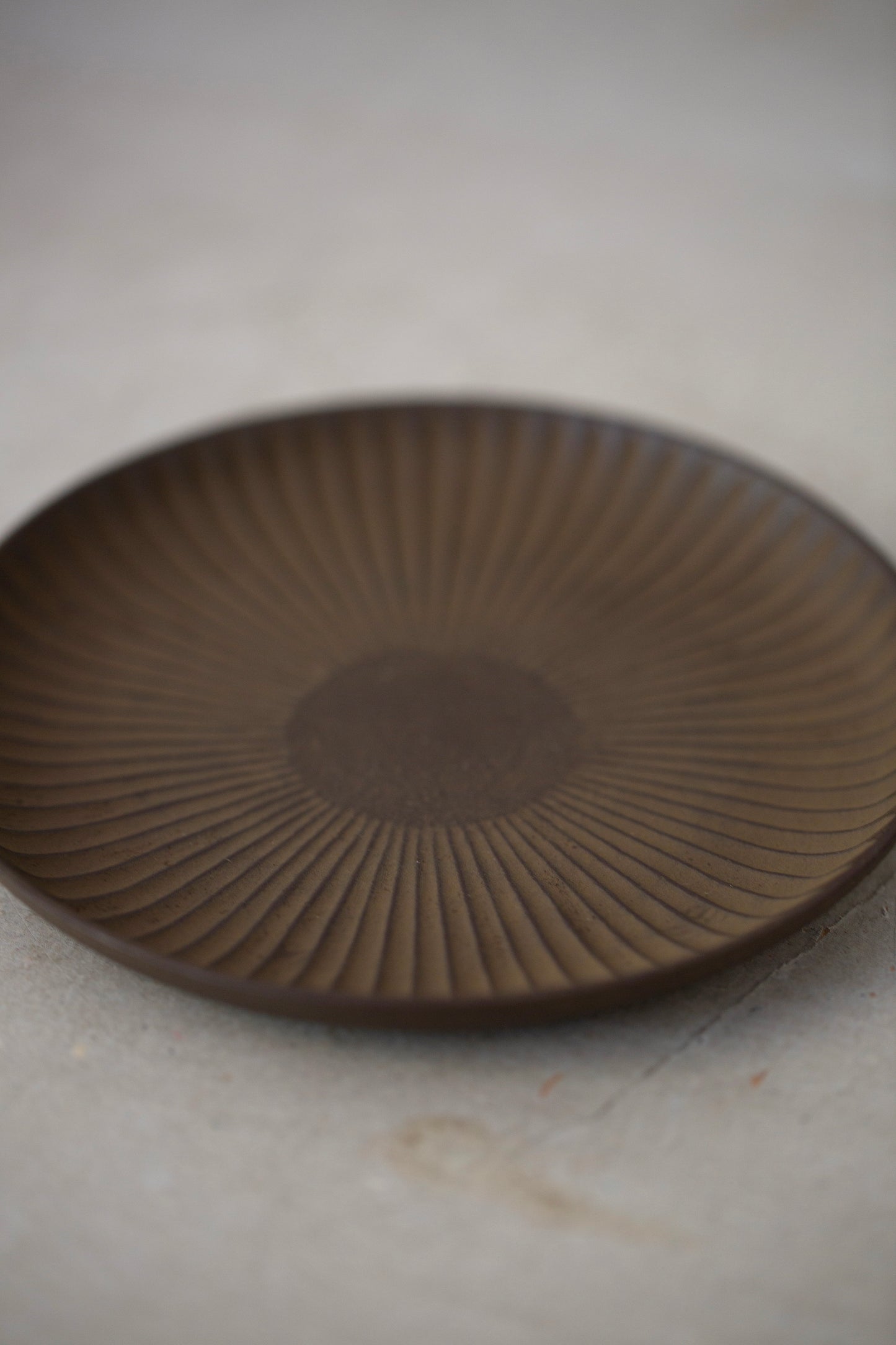 Round Plate 'Chrysanthemum' In Sand Casted Iron
