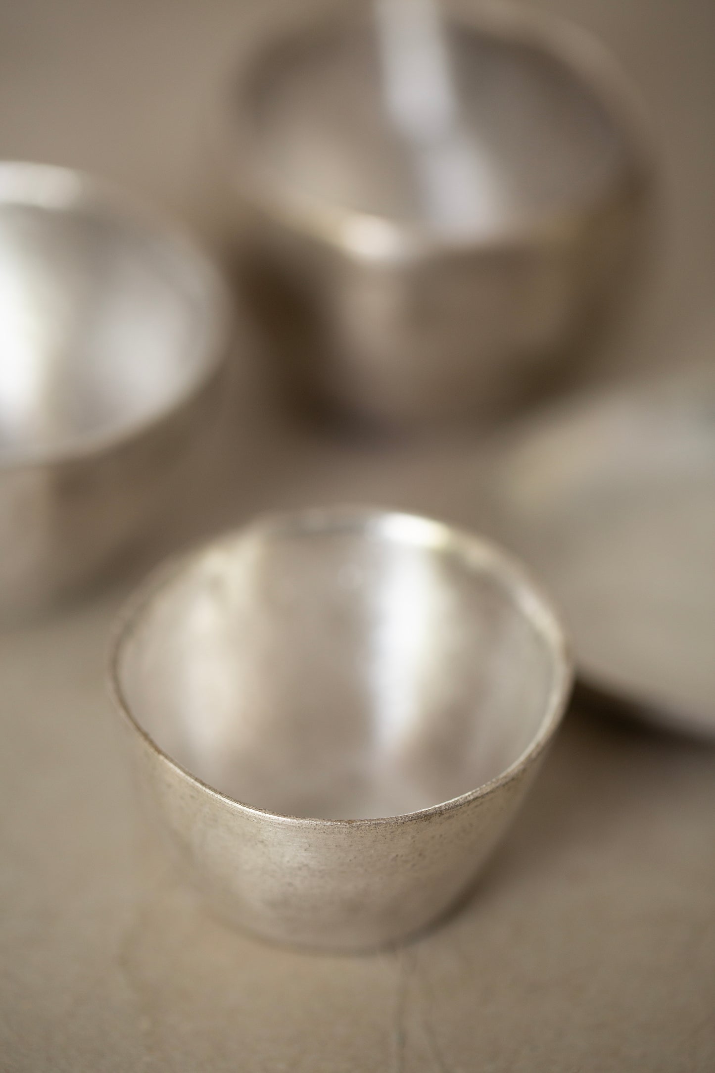 Set of silver glaze pourer + sake cup