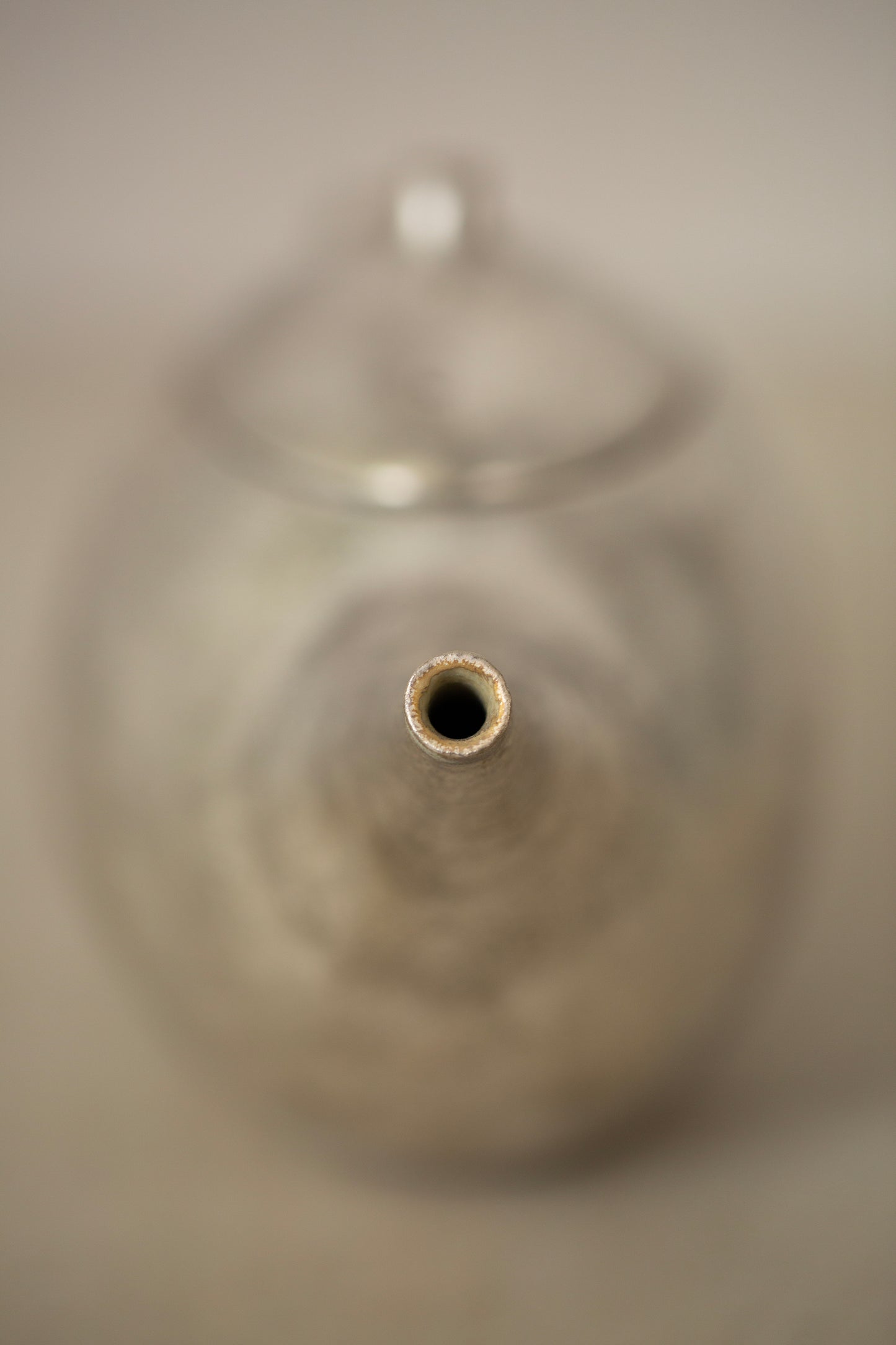 Silver glaze tea pot