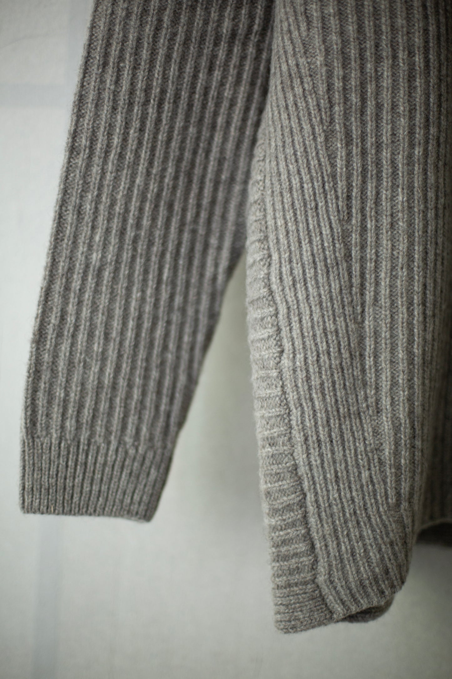 KNIT#42 - GREY YAK