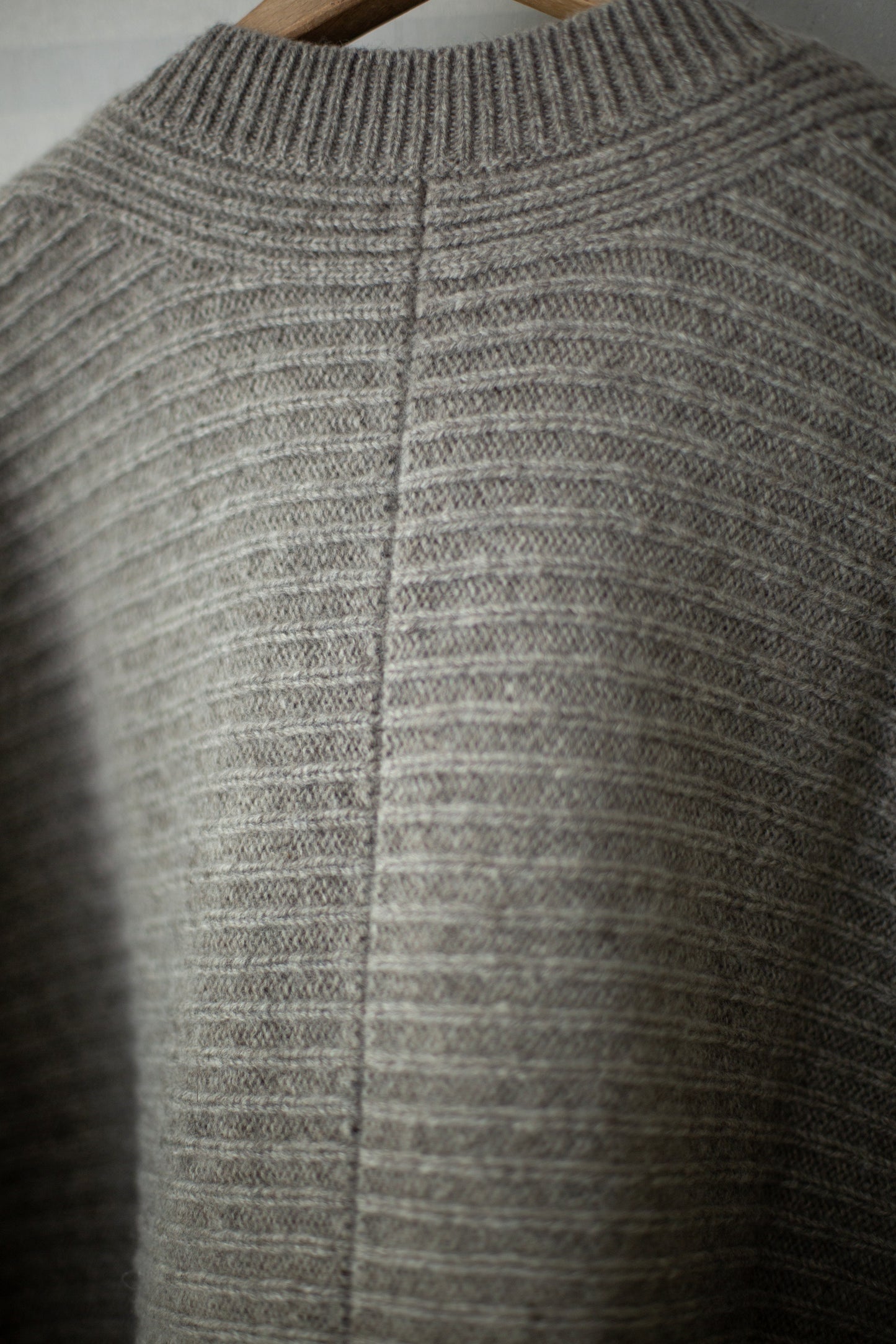 KNIT#42 - GREY YAK