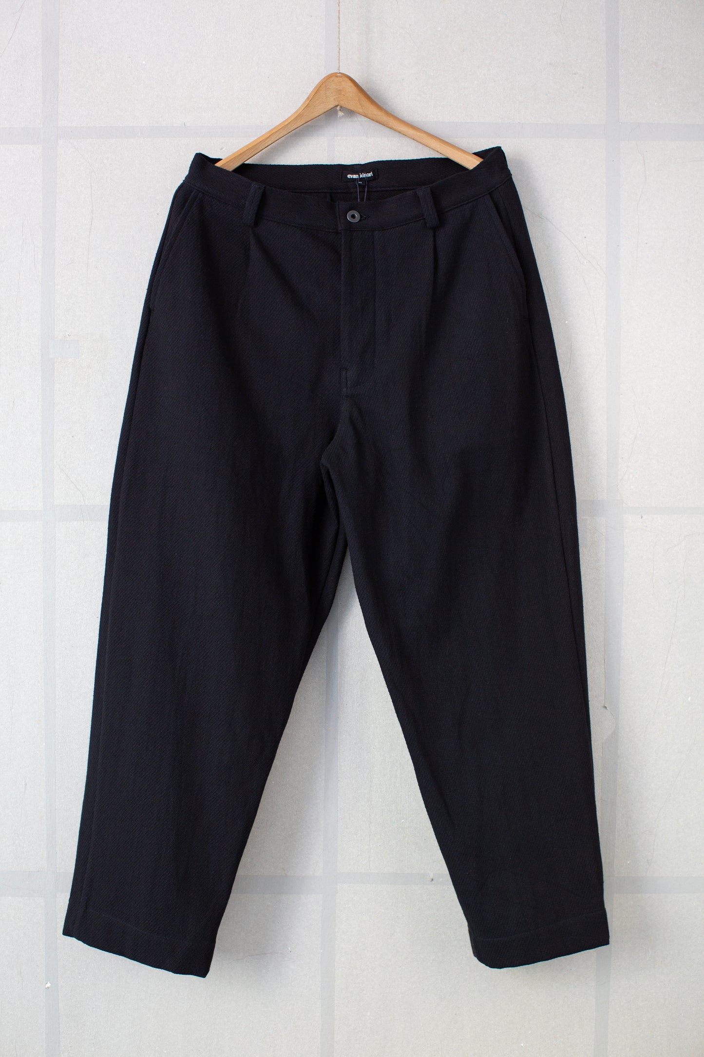 Single Pleat Pant in Black Cotton Kersey