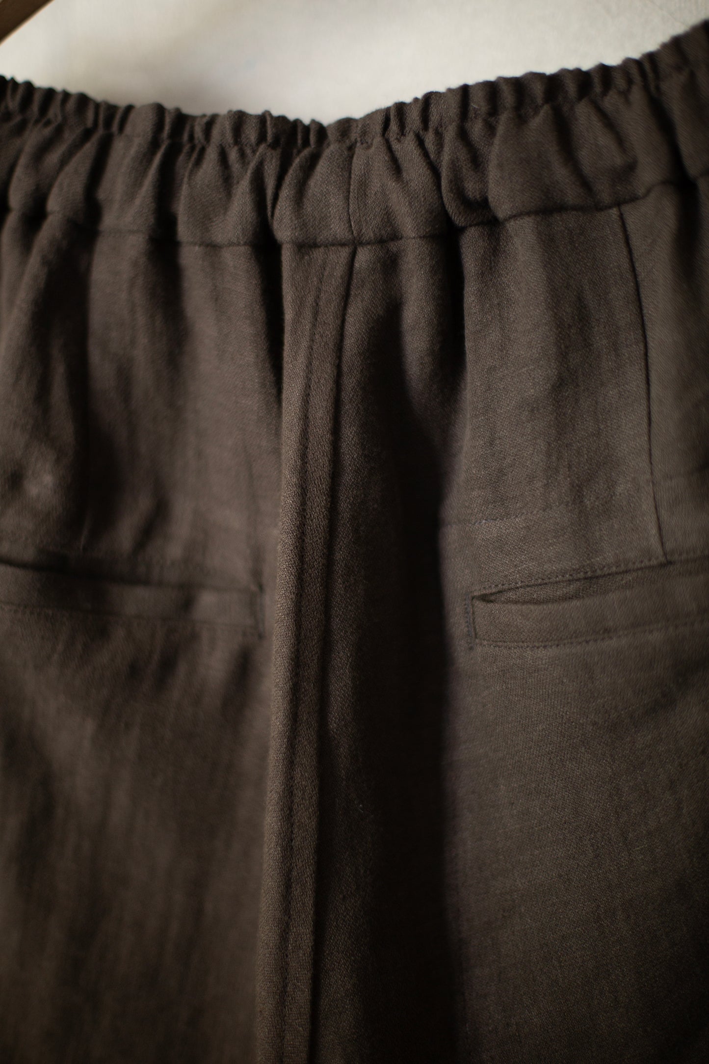 dark brown crepe linen broken trousers