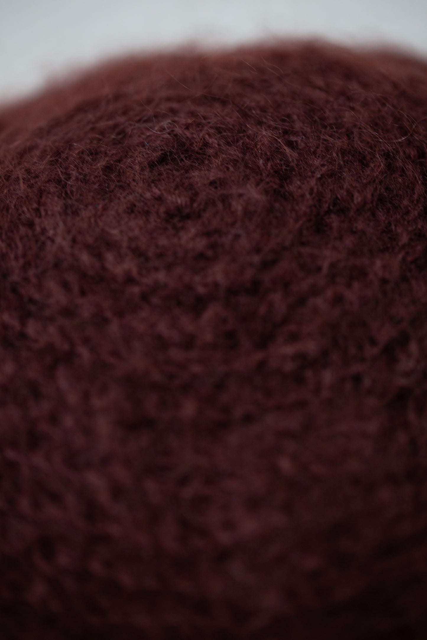 BERET#1 - GOAT MOHAIR OXBLOOD