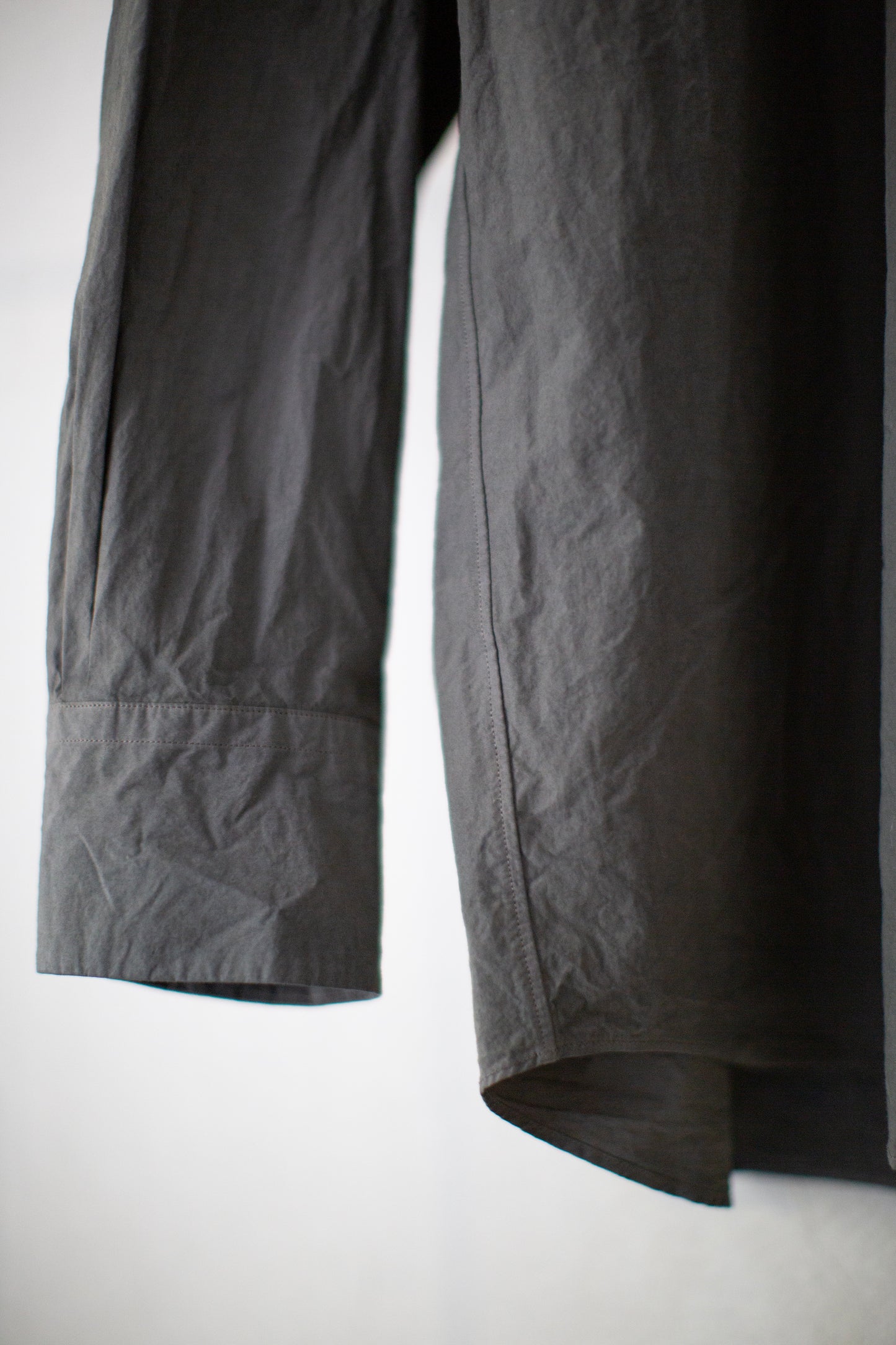 Regular Collar Shirt in Zakuro