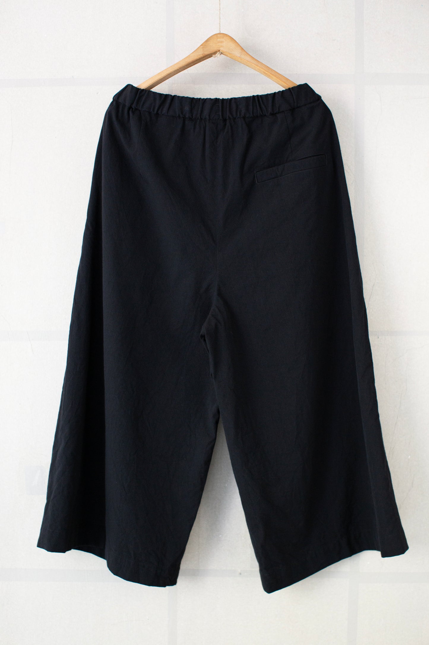 Night Pants in Black