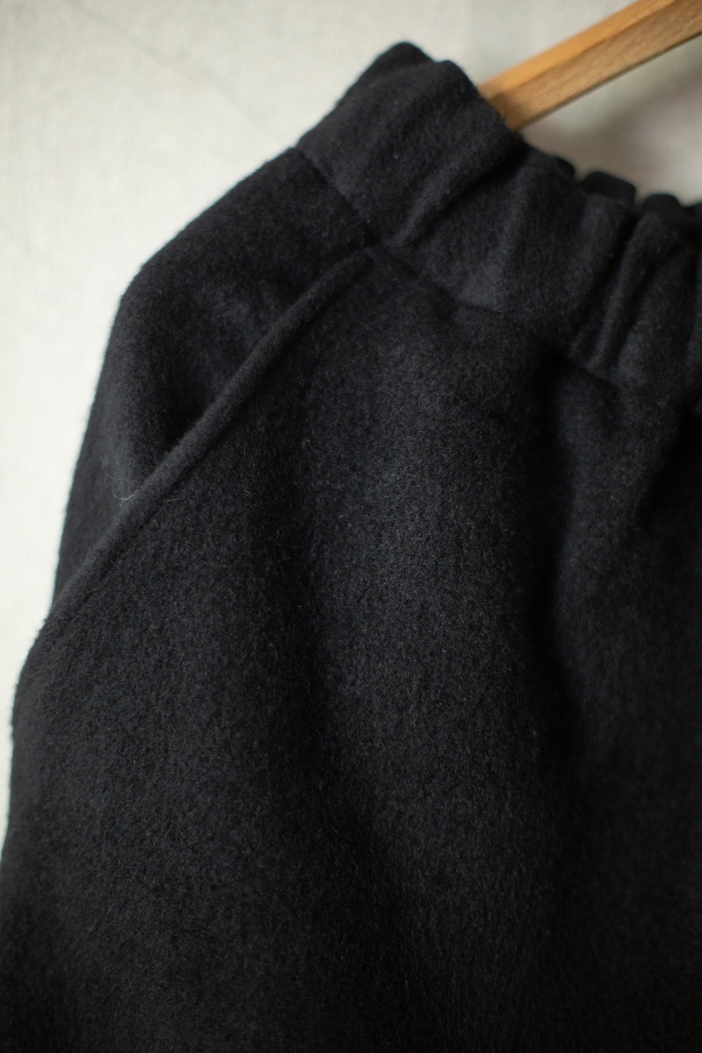 JOGGING pants in brushed BLACK wool silk camel