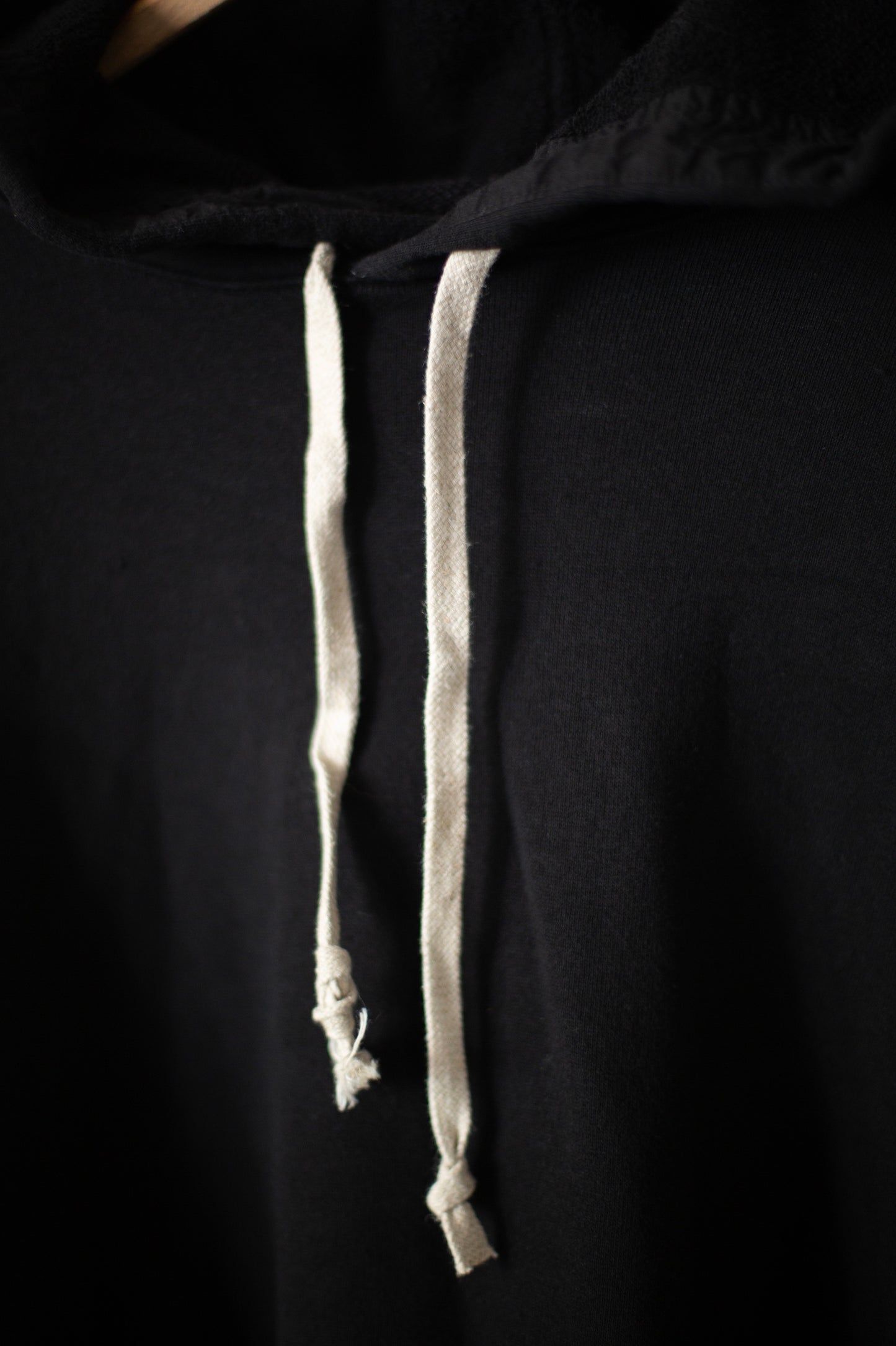 black sweat/washed dense cloth hooded sweat