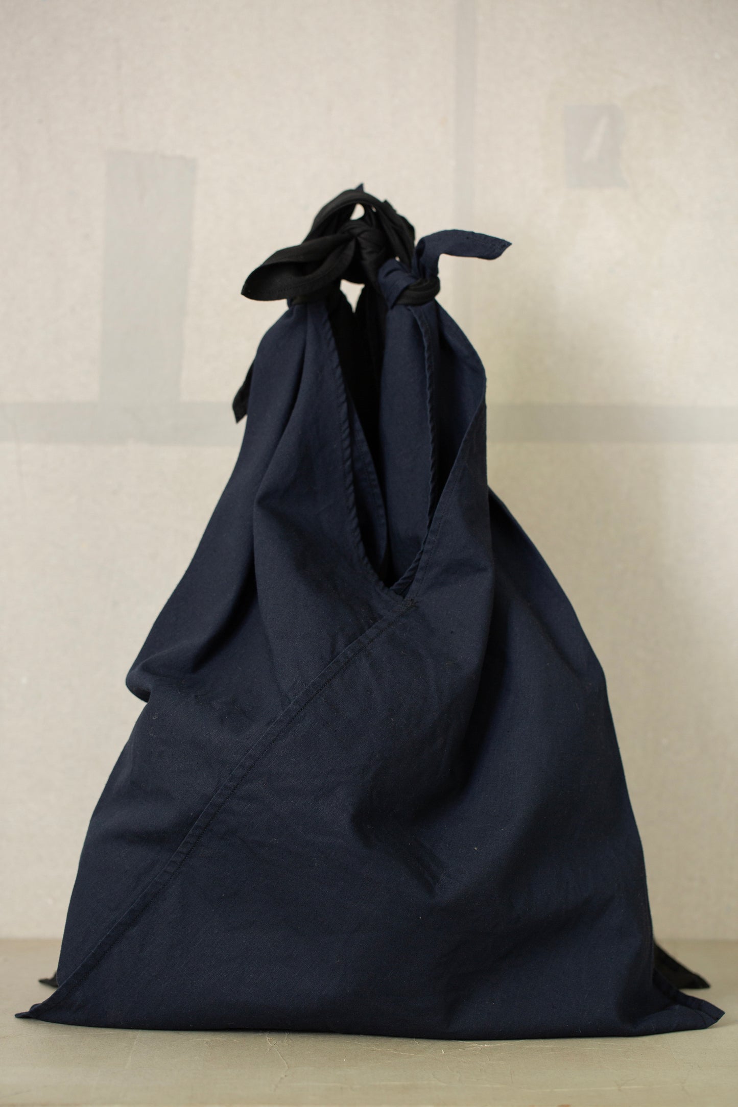 Large Azuma bag in navy & black hemp cotton weather