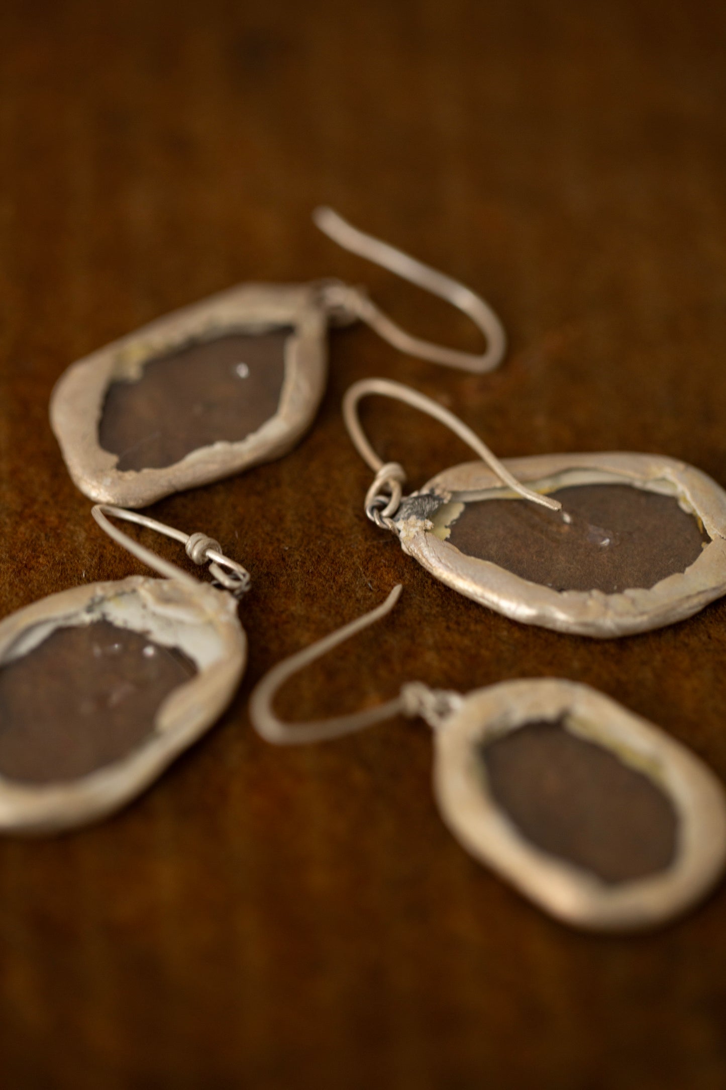 oxidized silver lined glass earrings