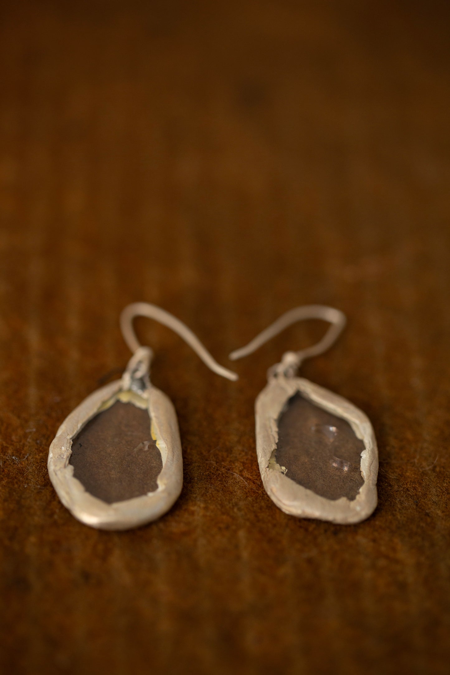 oxidized silver lined glass earrings