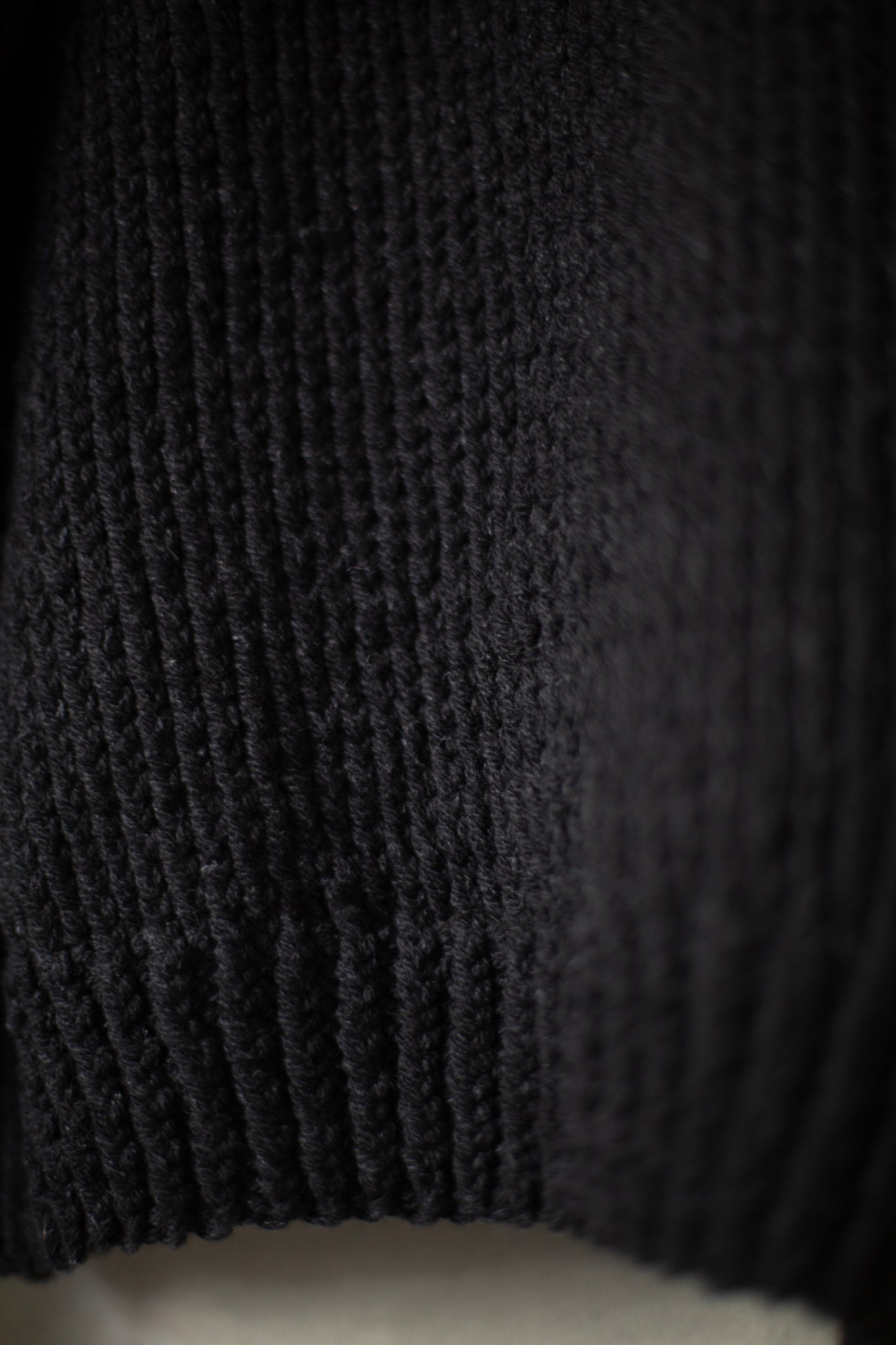 KNIT#68 - LALIN BLACK