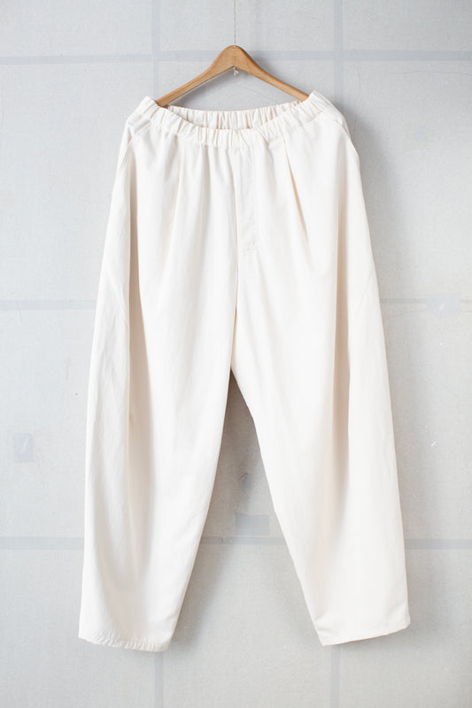 Off white wide balloon two layers trousers