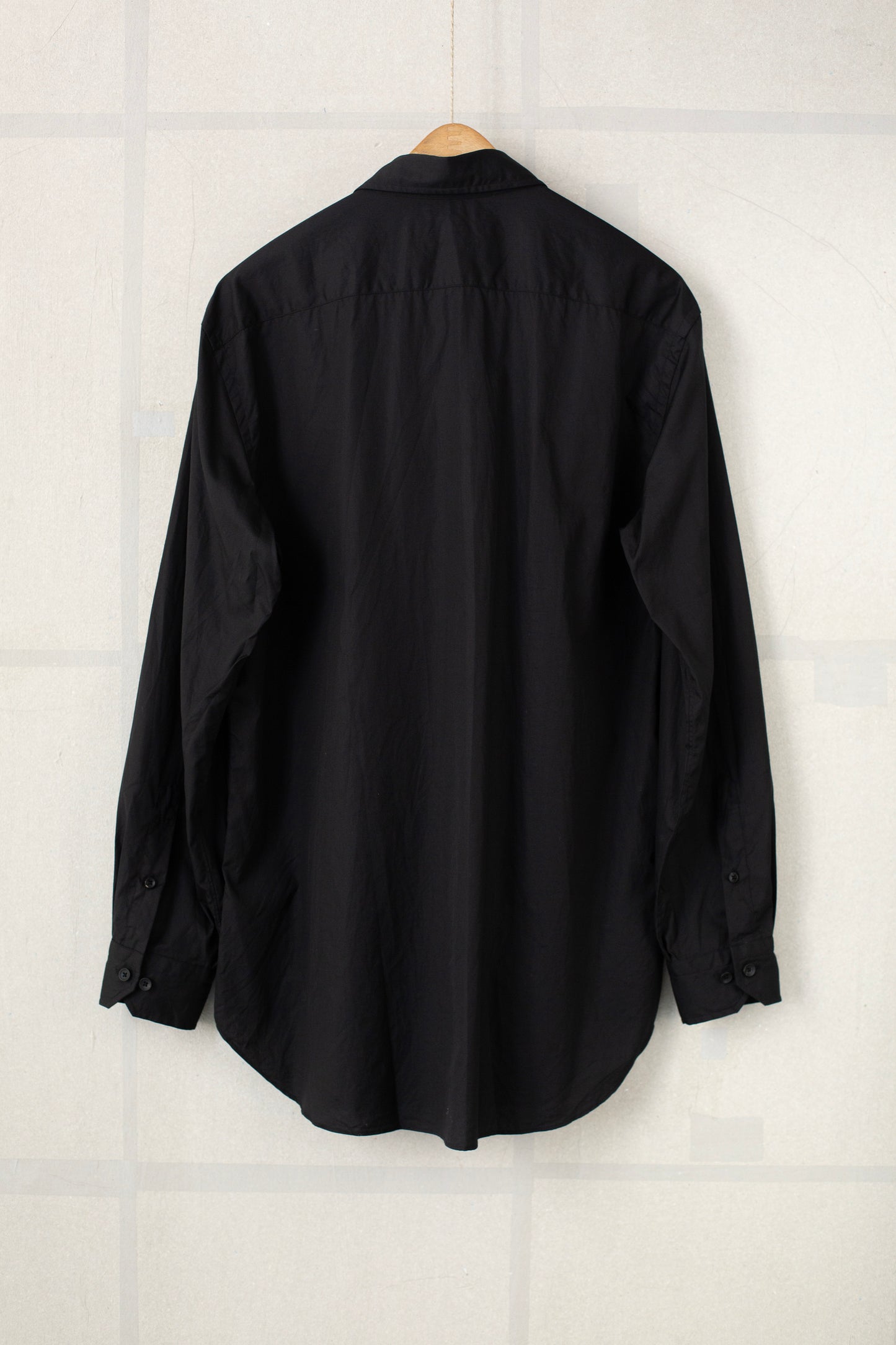 Black classic shirt