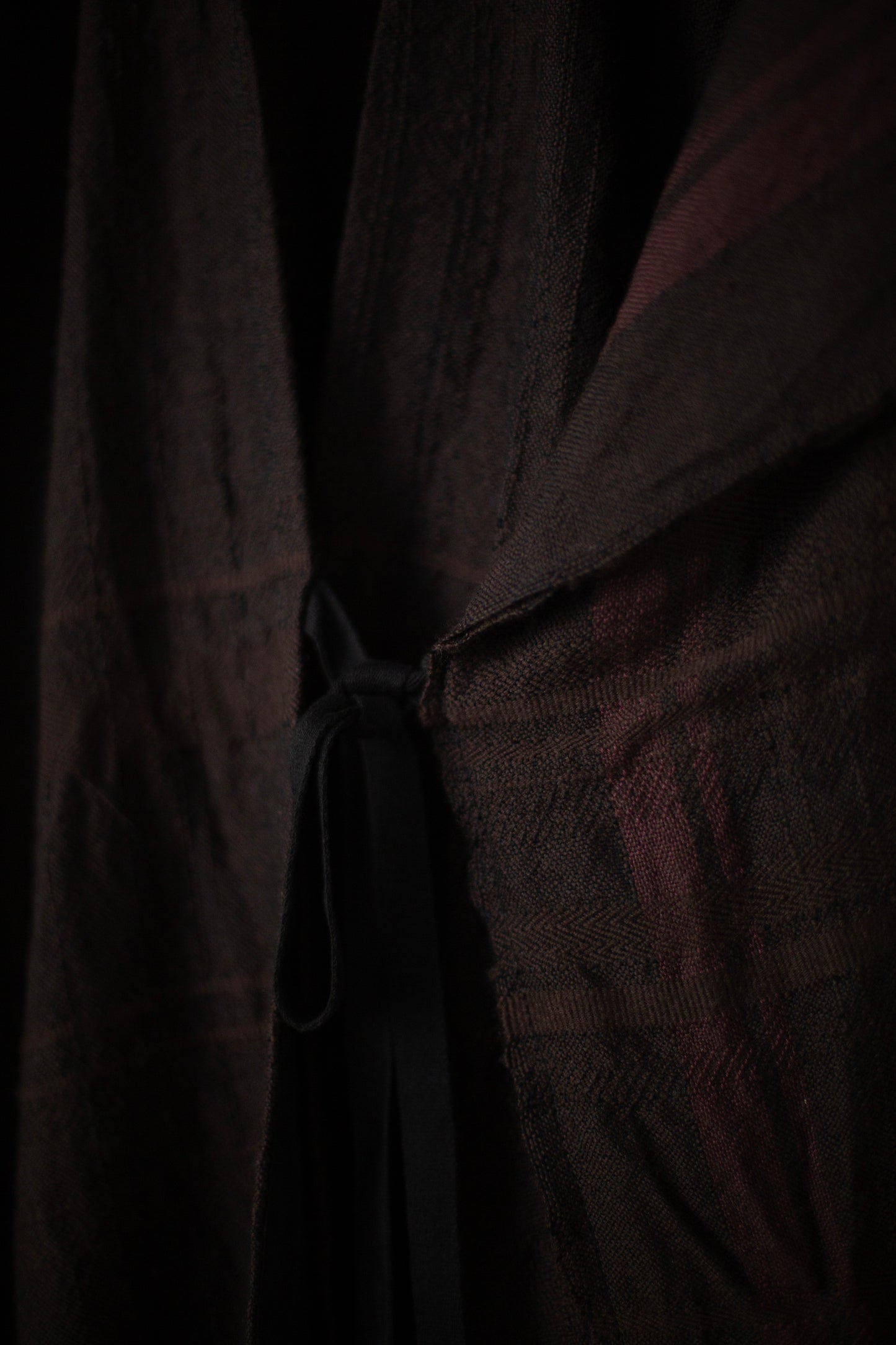 golden dragon IV - An Autumn brown sleeveless kimono