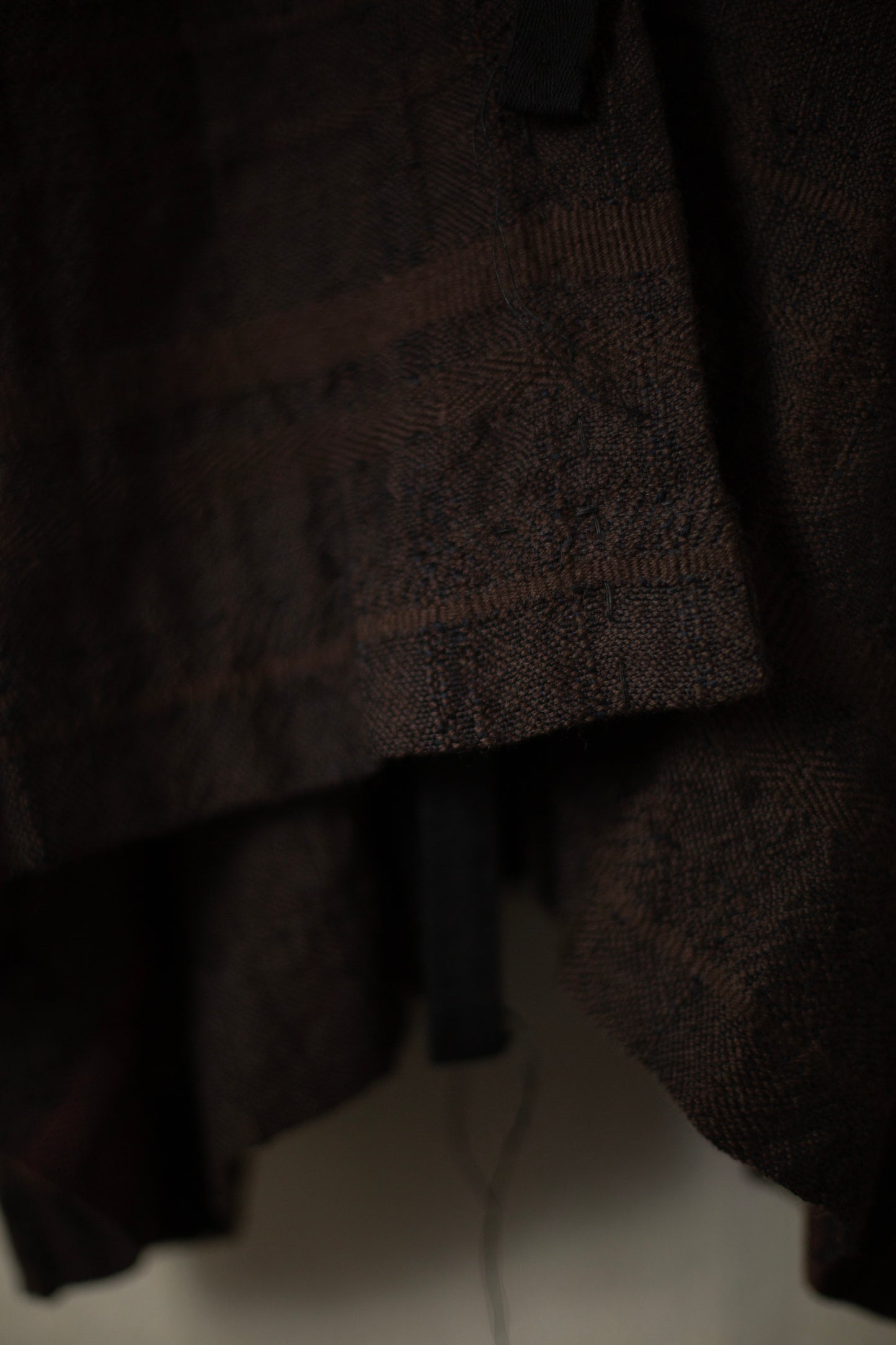 golden dragon IV - An Autumn brown sleeveless kimono