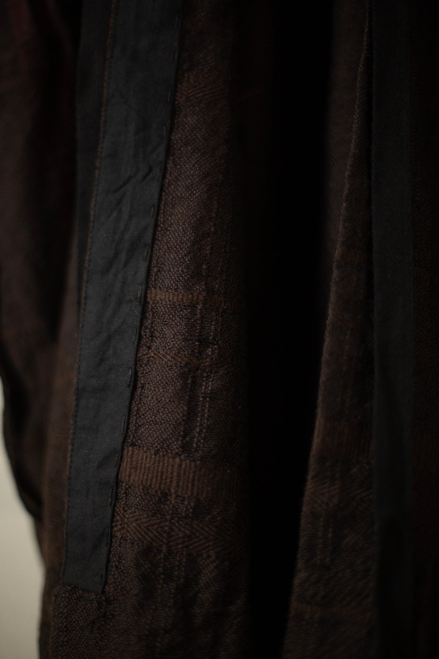 golden dragon IV - An Autumn brown sleeveless kimono