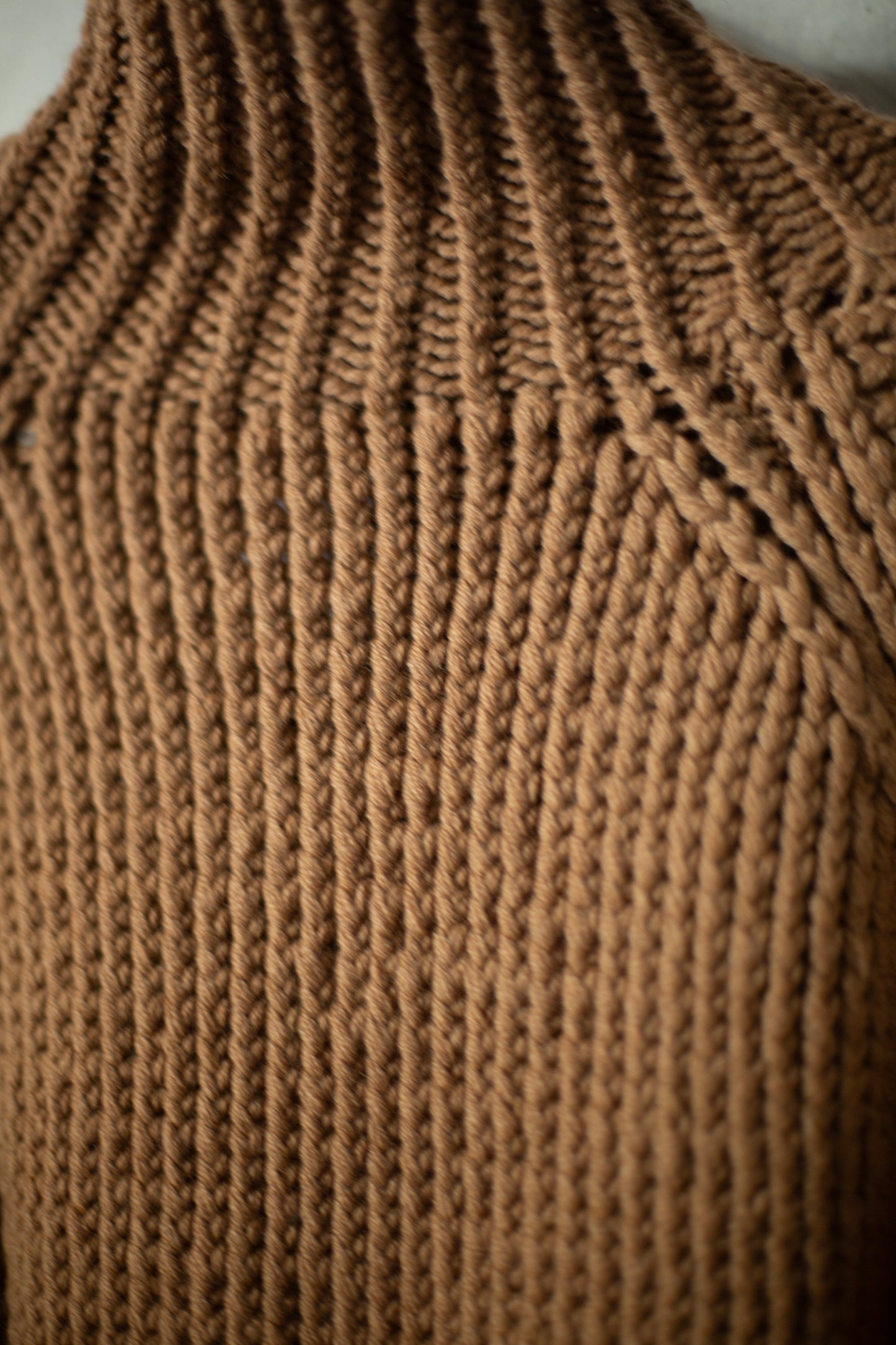KNIT#68 - CAMEL WOOL NATURAL