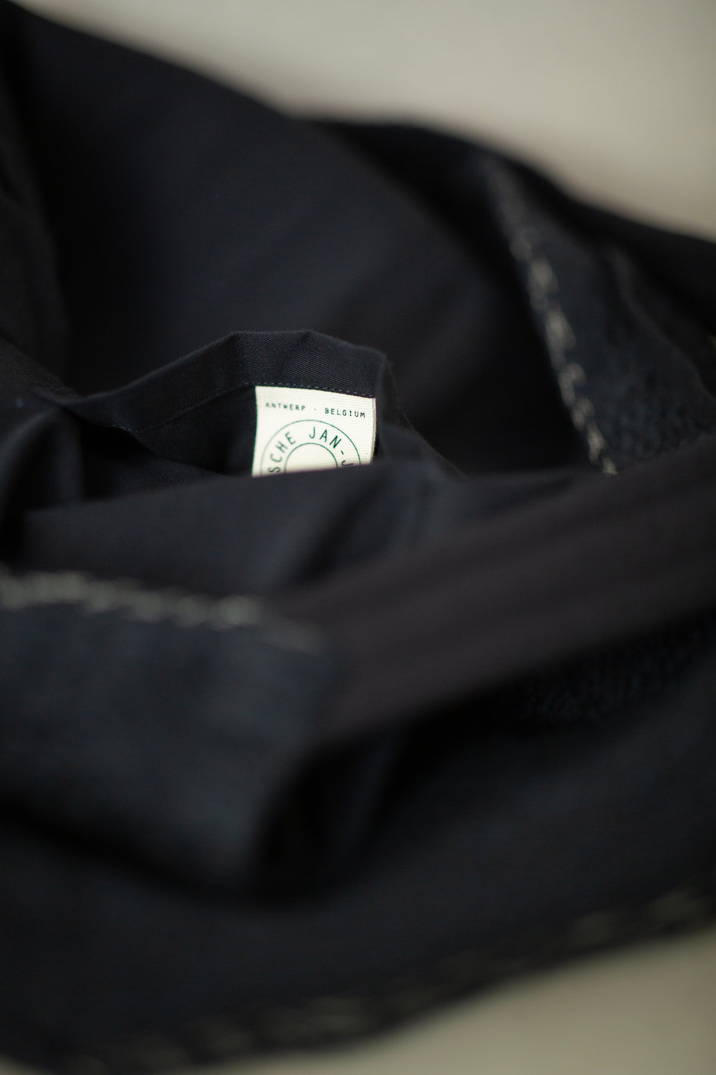 BAG#36 - BROKEN WAVES BLACK